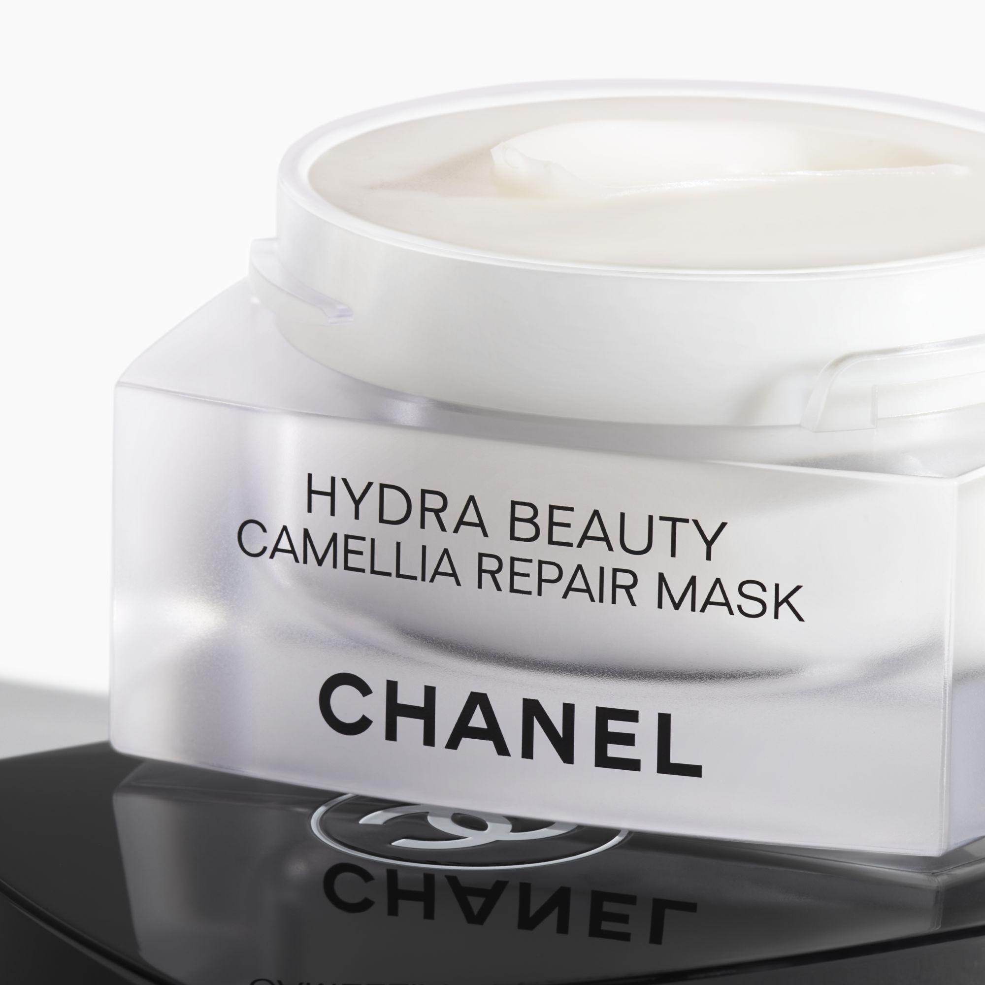 Multi-Use Hydrating And Comforting Mask