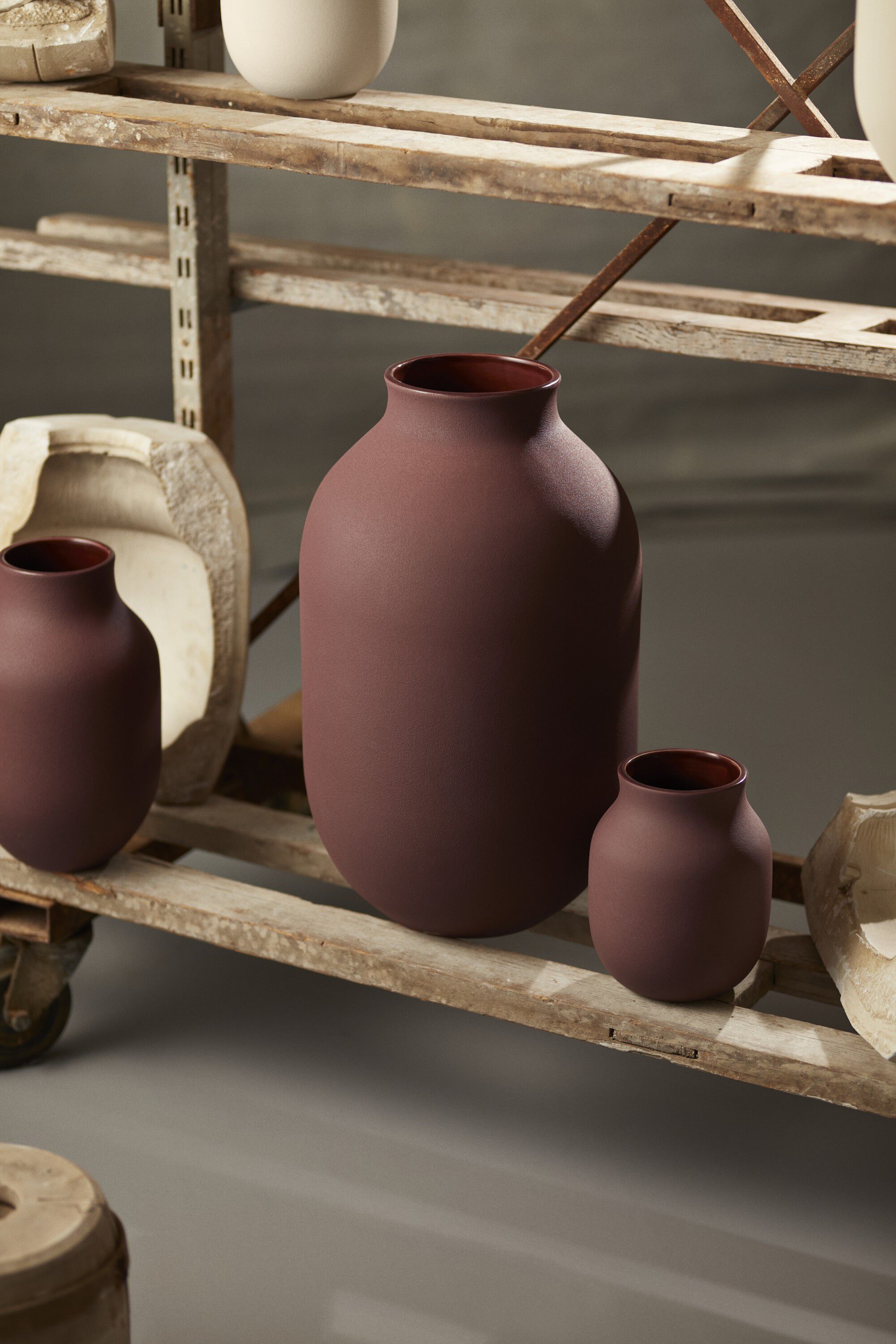 Studio Omaggio #1 Vase H50 cm bordeaux