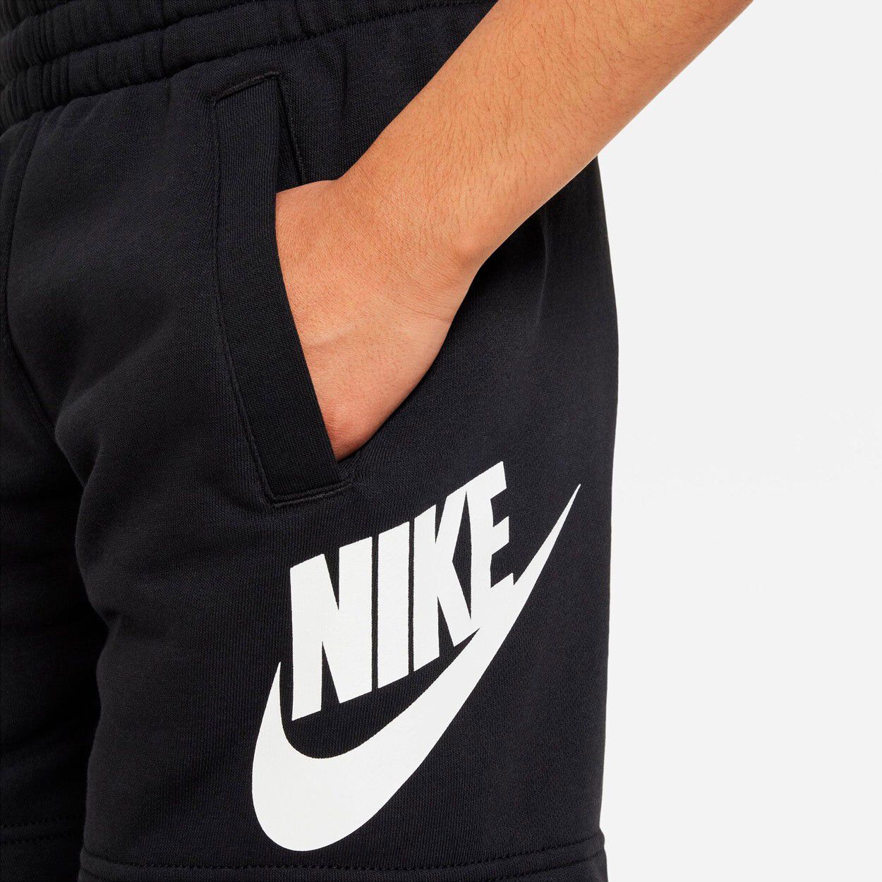 SPORTSWEAR CLUB FLEECE SHORTS