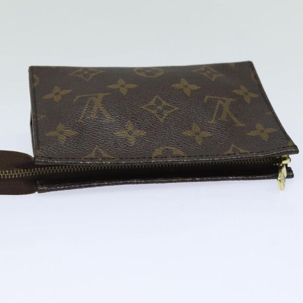 Louis Vuitton Poche Toilette