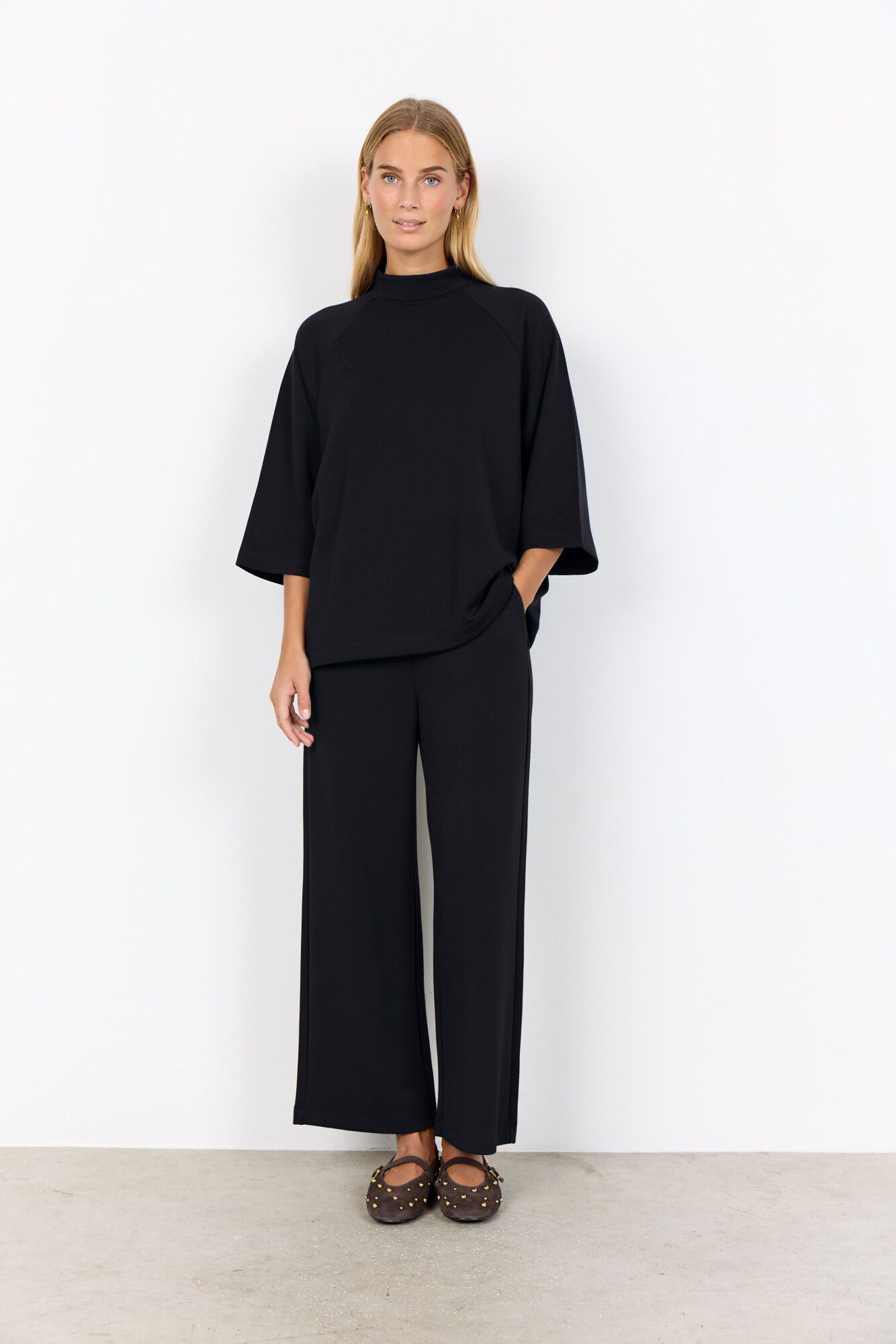 SC-BANU 261 Bluse Sort