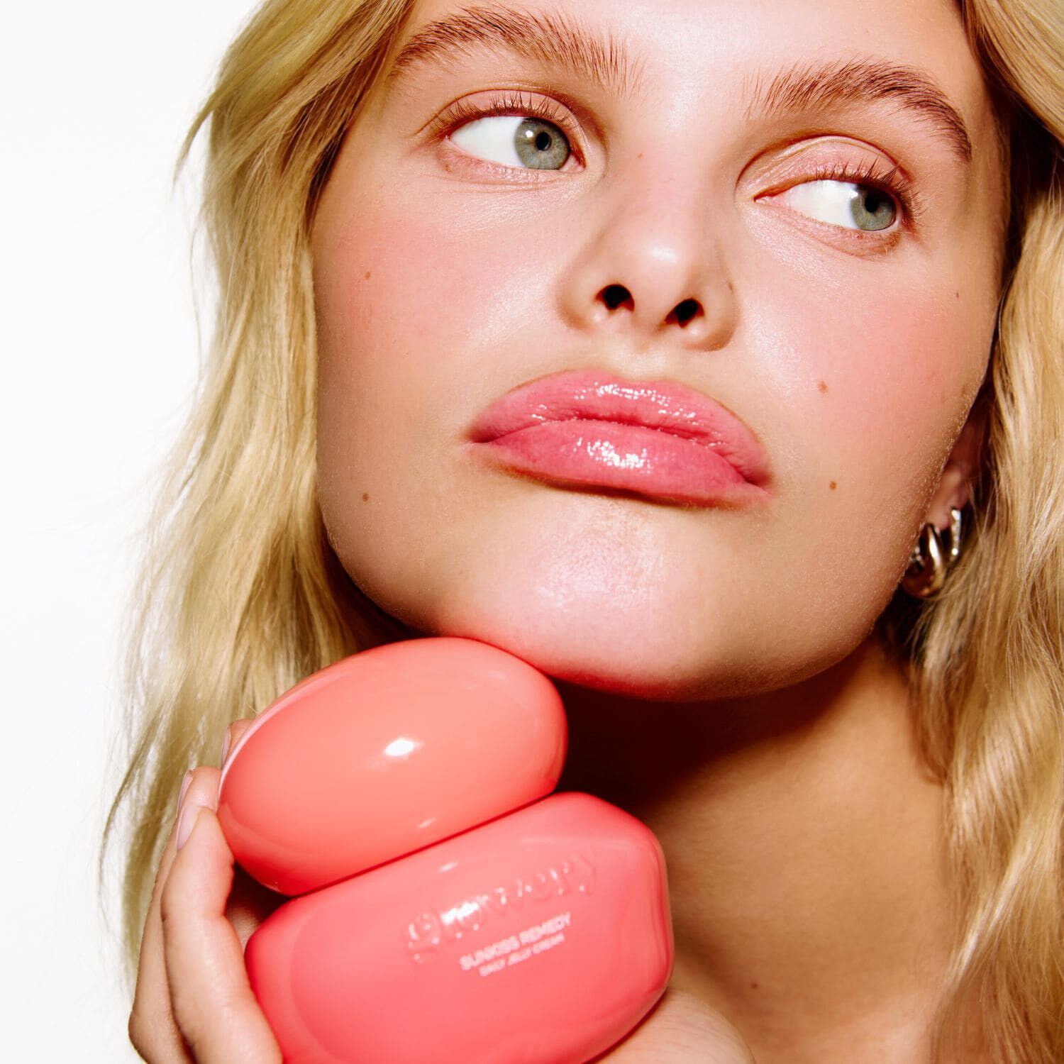 Sunkiss Remedy-Ultra-frisk gelcreme, der giver fylde