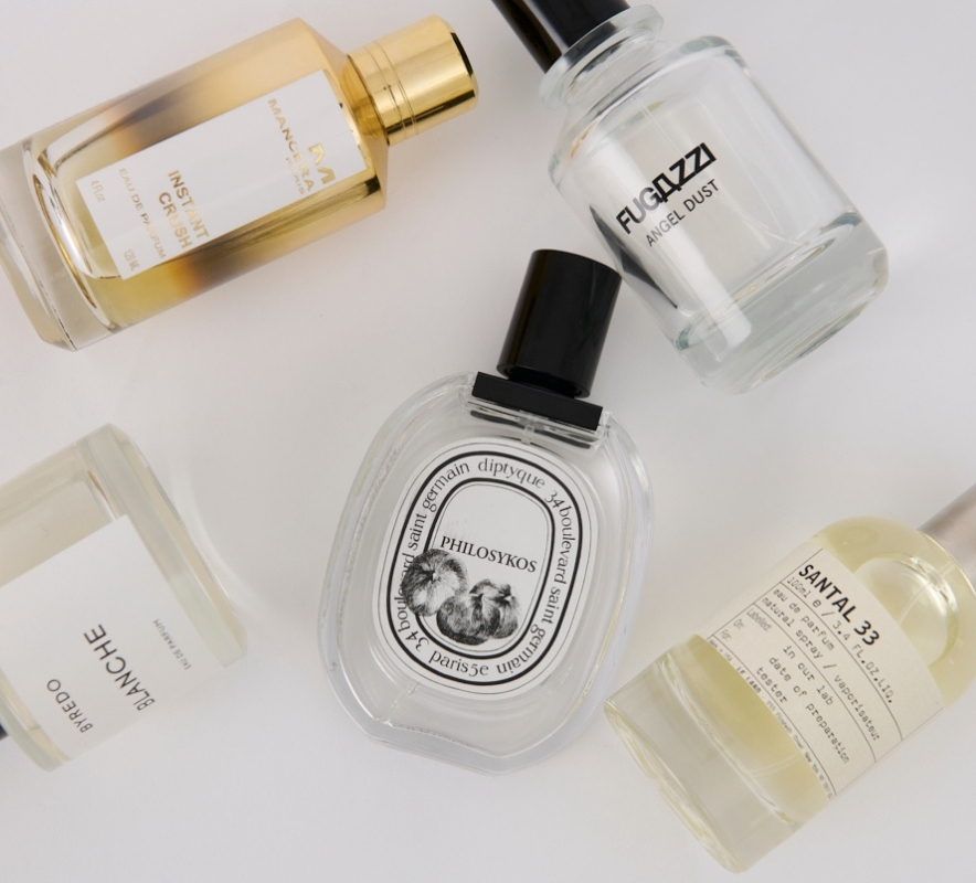 to mennesker i elevator