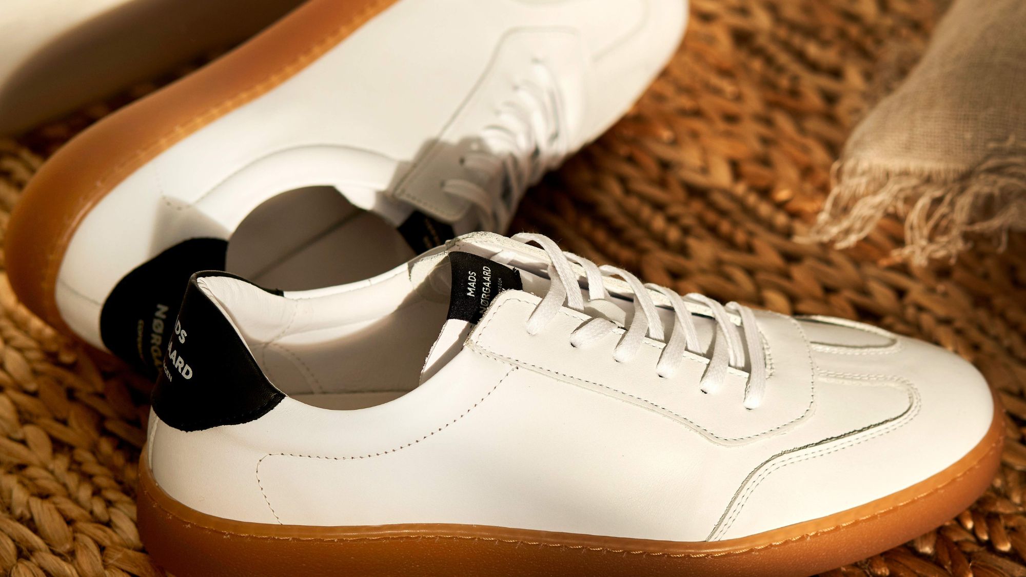 studieafgift Gnaven Arkæologiske Sådan plejer du dine sneakers