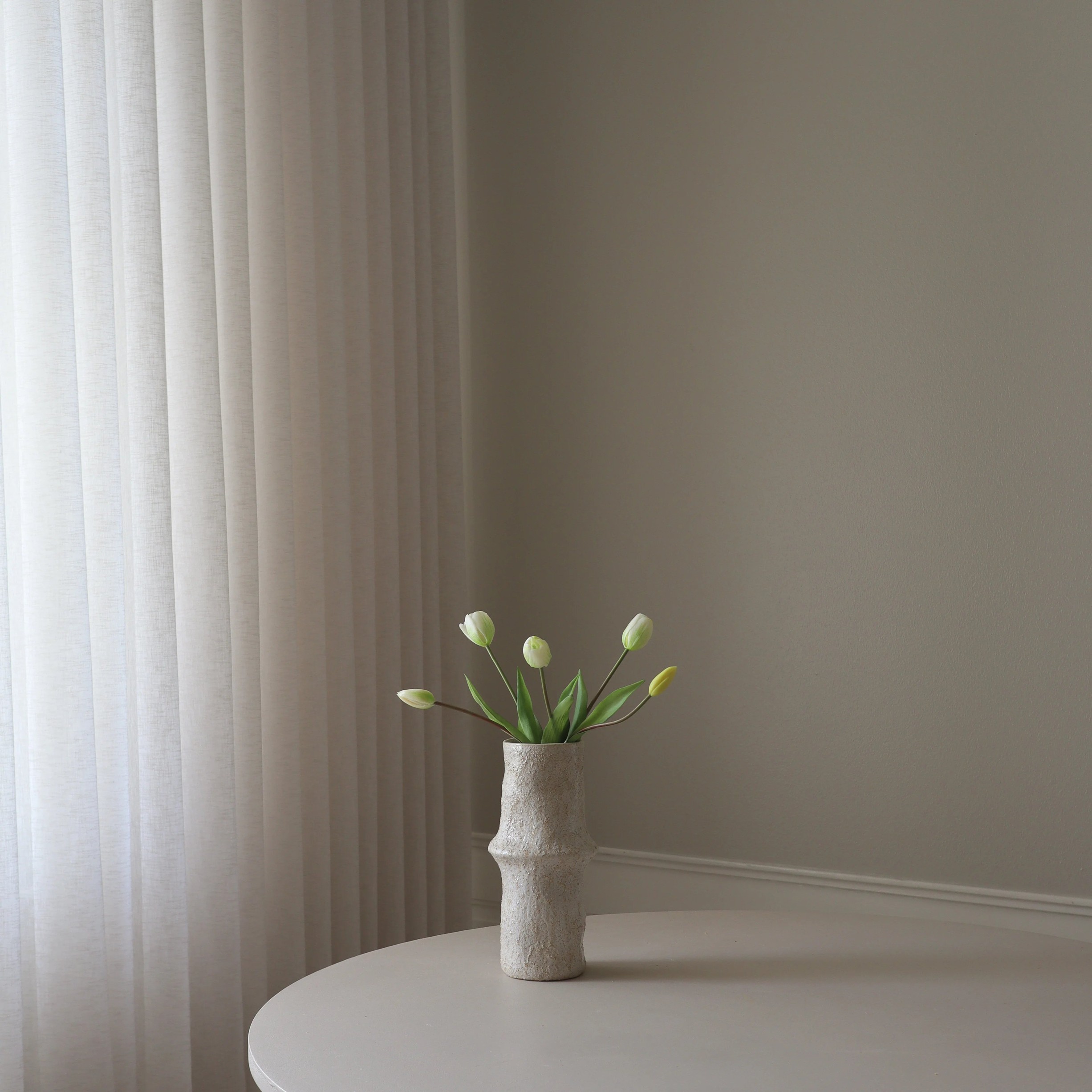 Tulip Bundle White