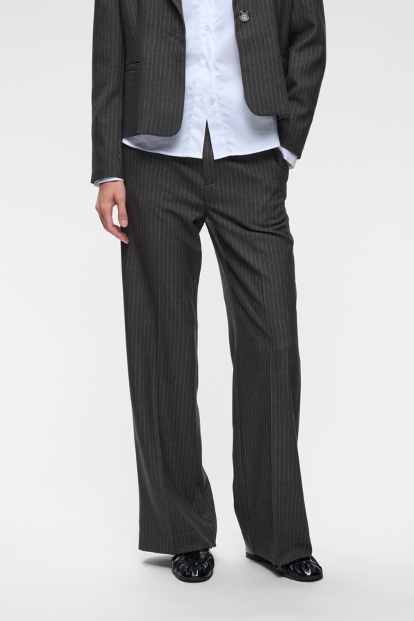 Yuktaiw Pinstripe Pant