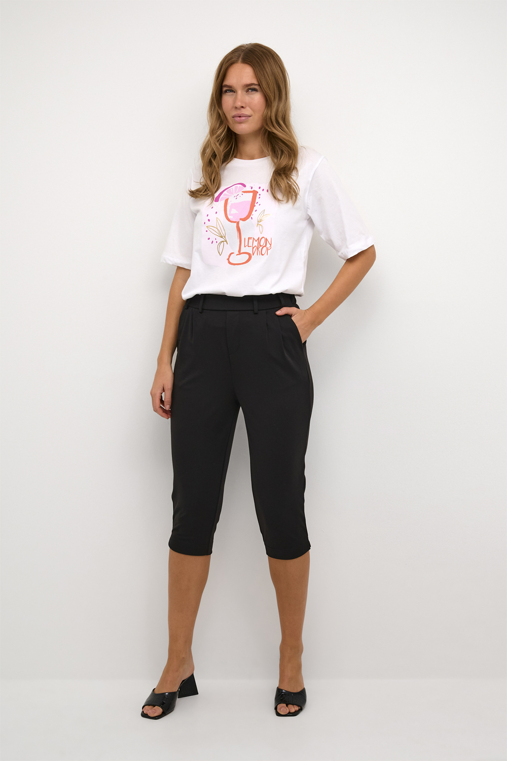 Kajenny Capri Pants