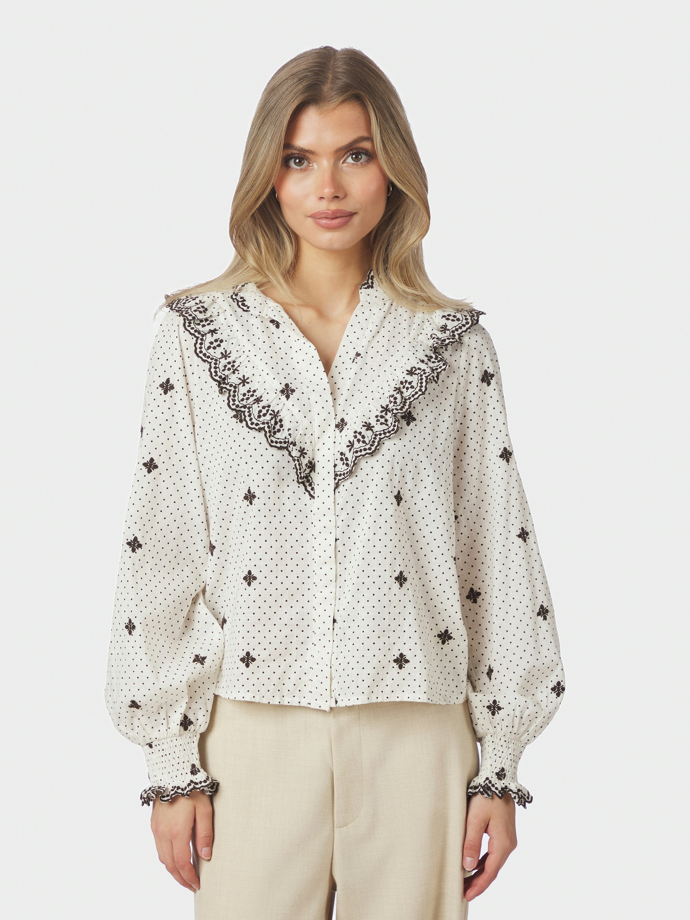 Degas Dot Blouse - DKK 299 - Spar 40%
