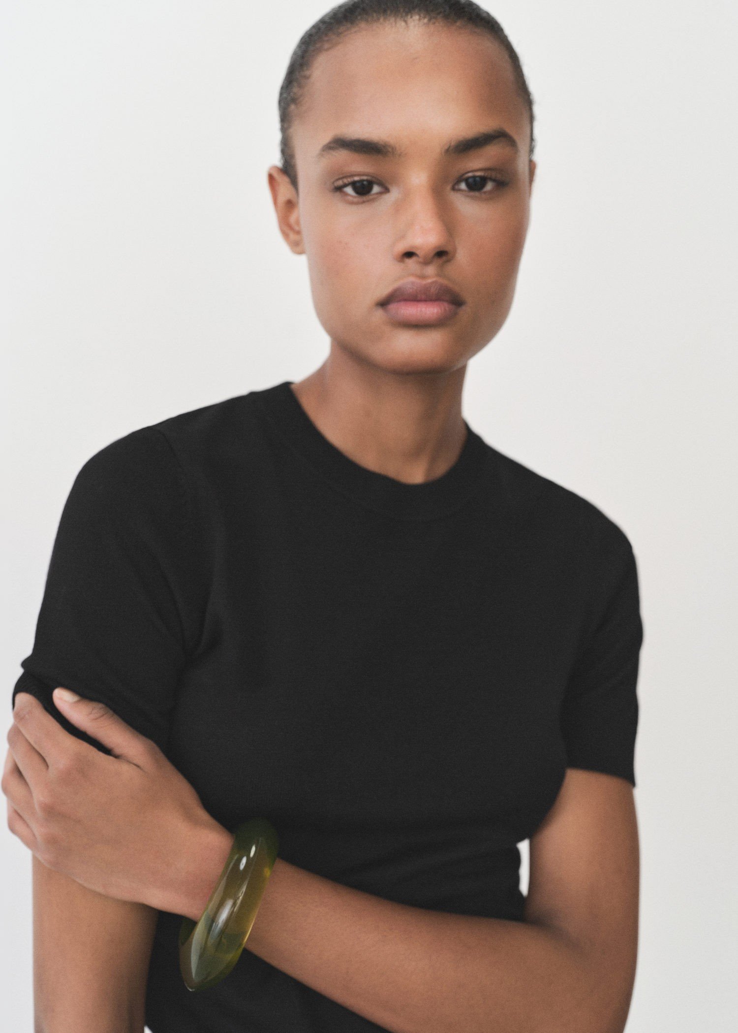 Shortsleeved Fine-knit Sweater