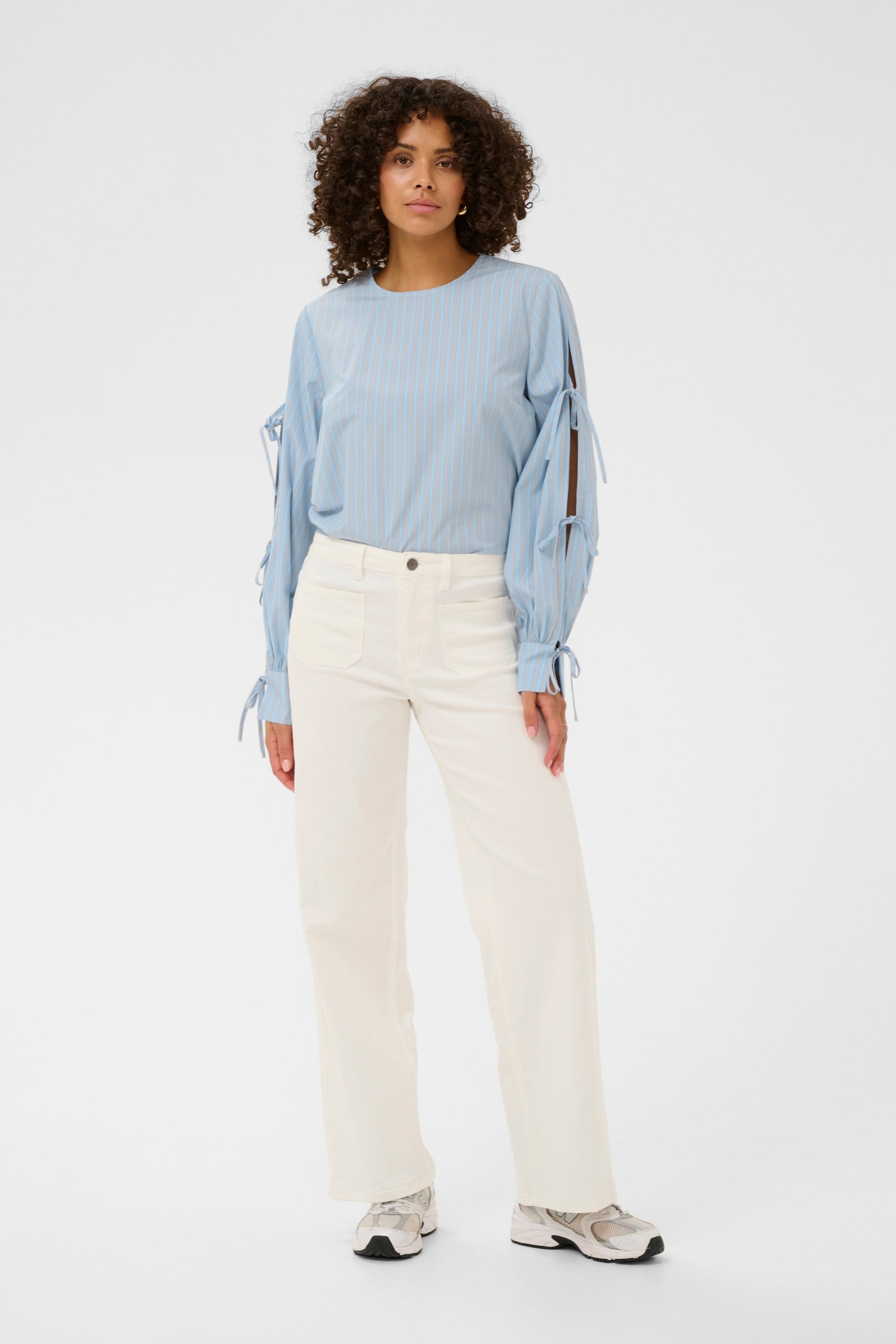 Kabrook HW Reg Fit Jeans