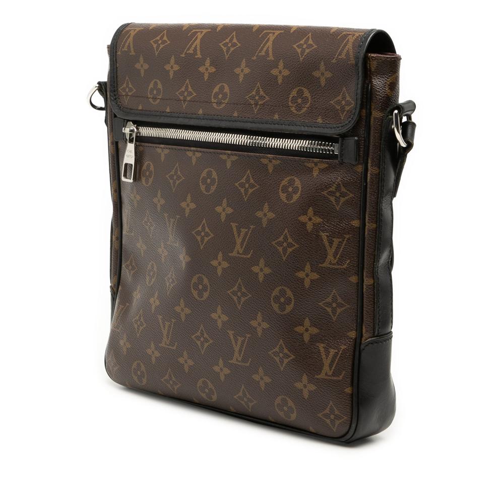 Louis Vuitton Shoulder Bags