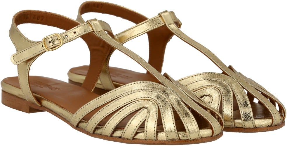 Flad Sandal med Smuk Organisk Frontdetalje