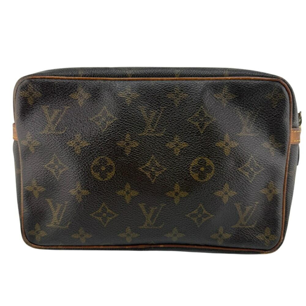 Louis Vuitton Clutch