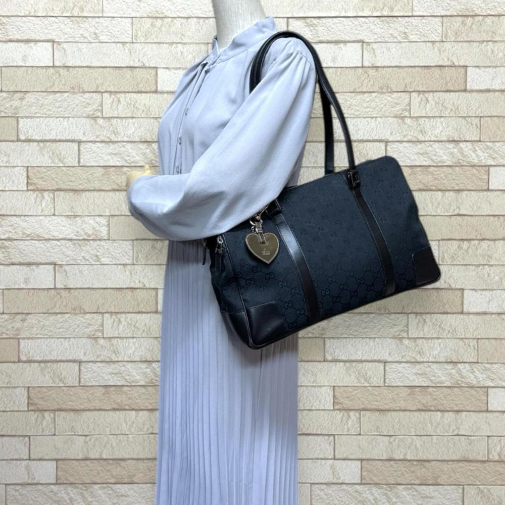 Gucci Shoulder Bag