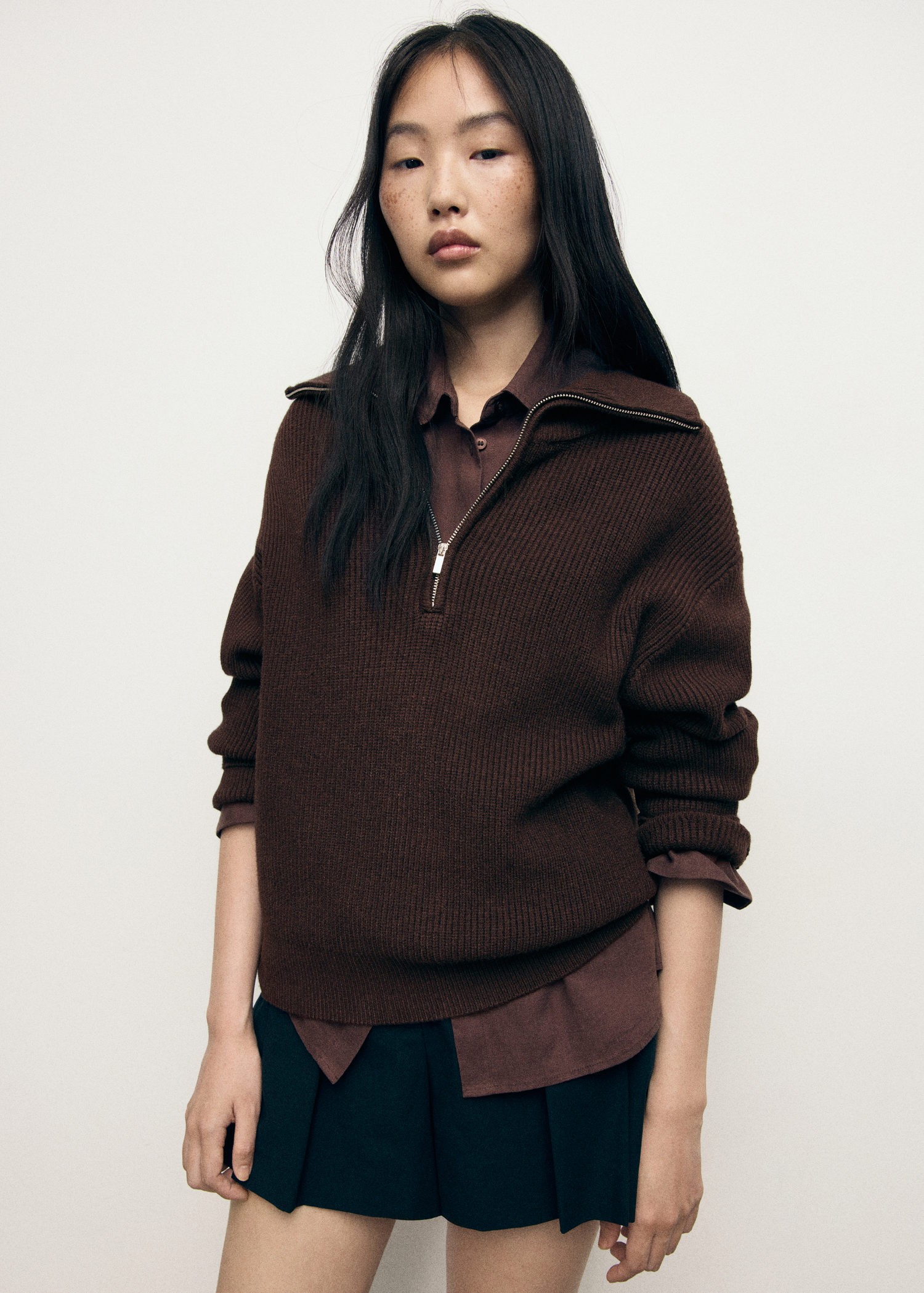 Sweater With Contrasting zip Collar