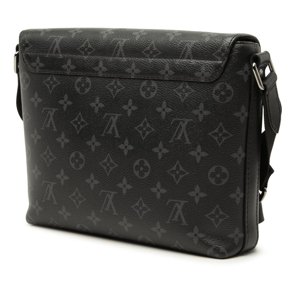 Louis Vuitton District