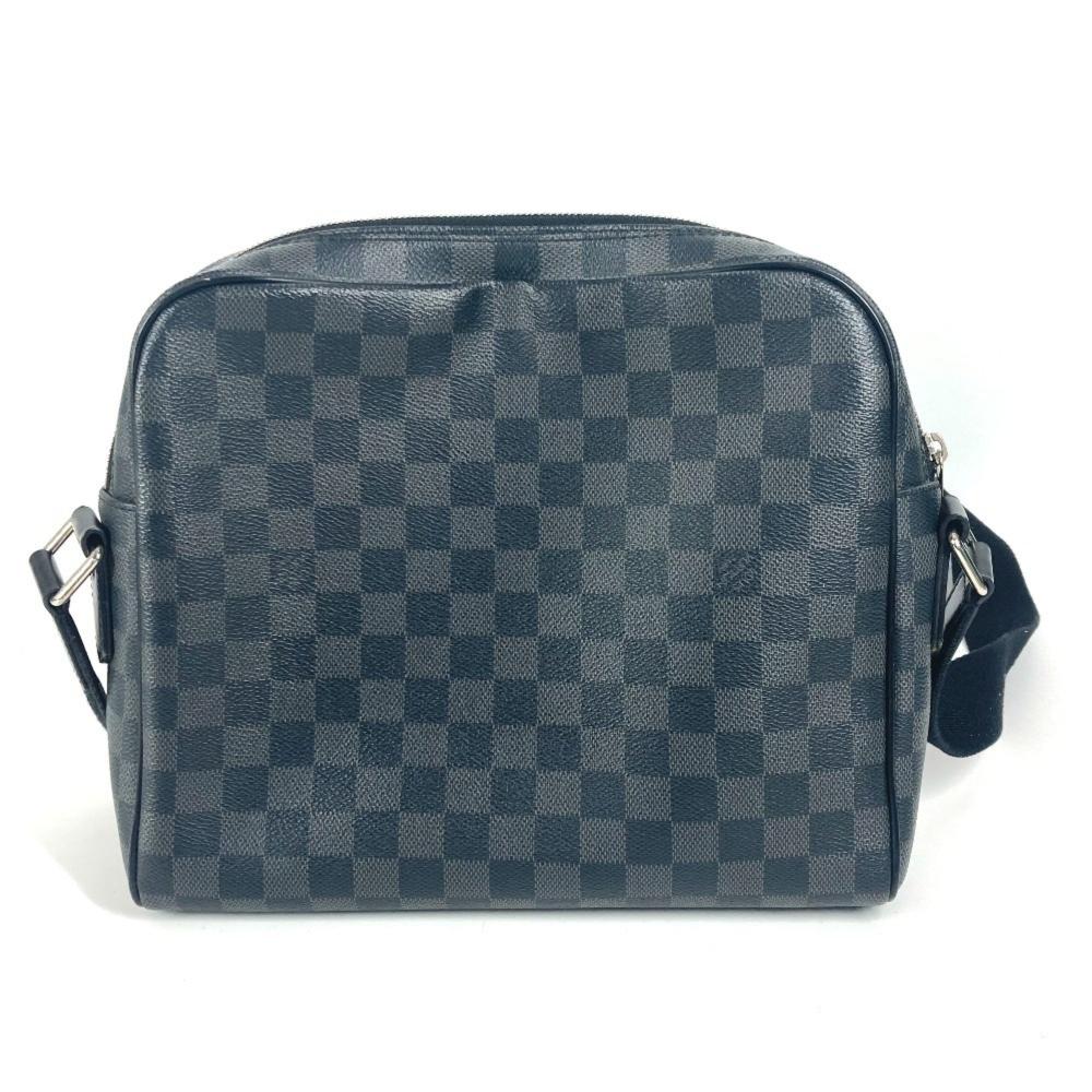 Louis Vuitton Messenger