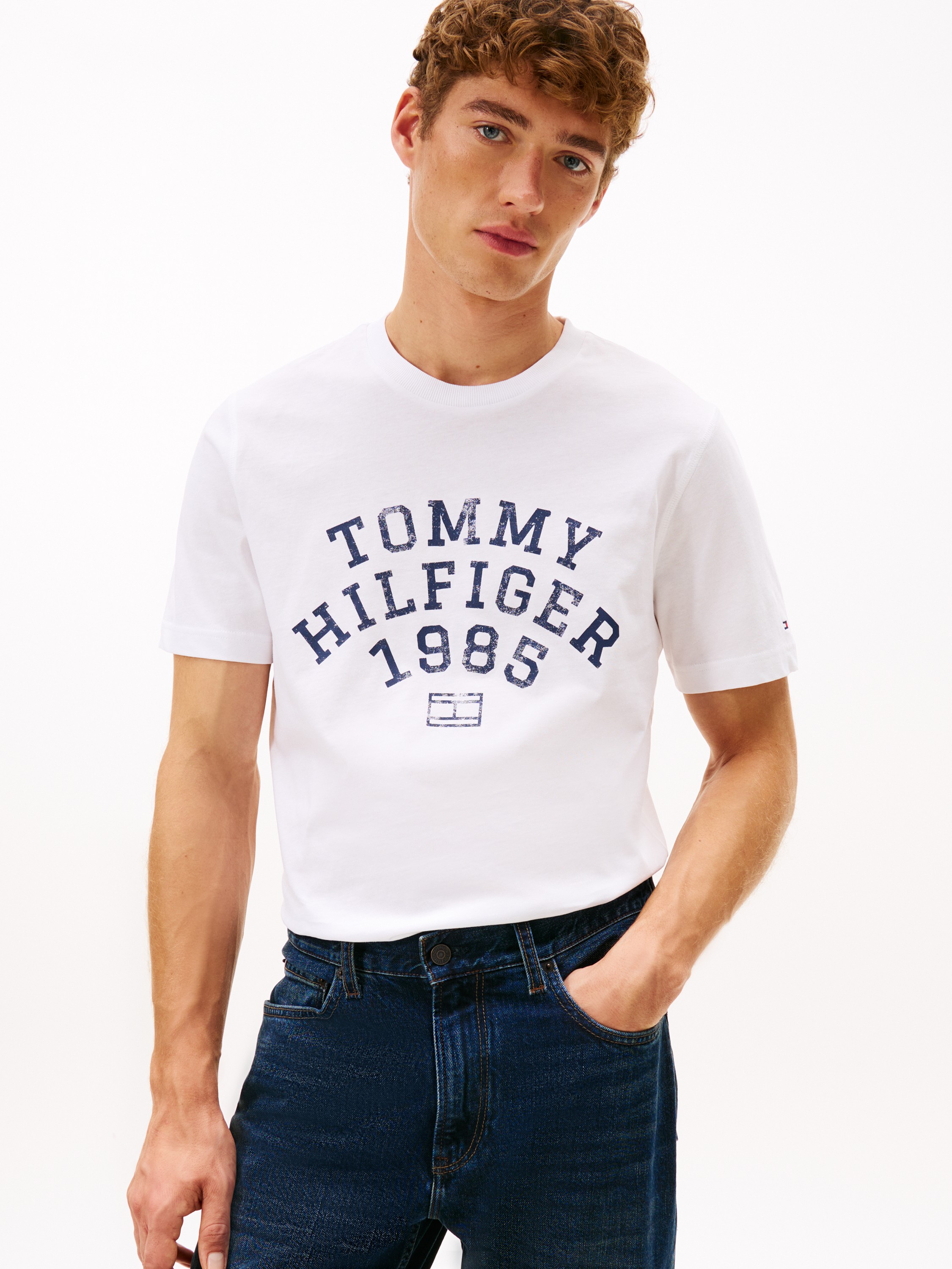 Hilfiger Arch TEE - DKK 150 - Spar 50%