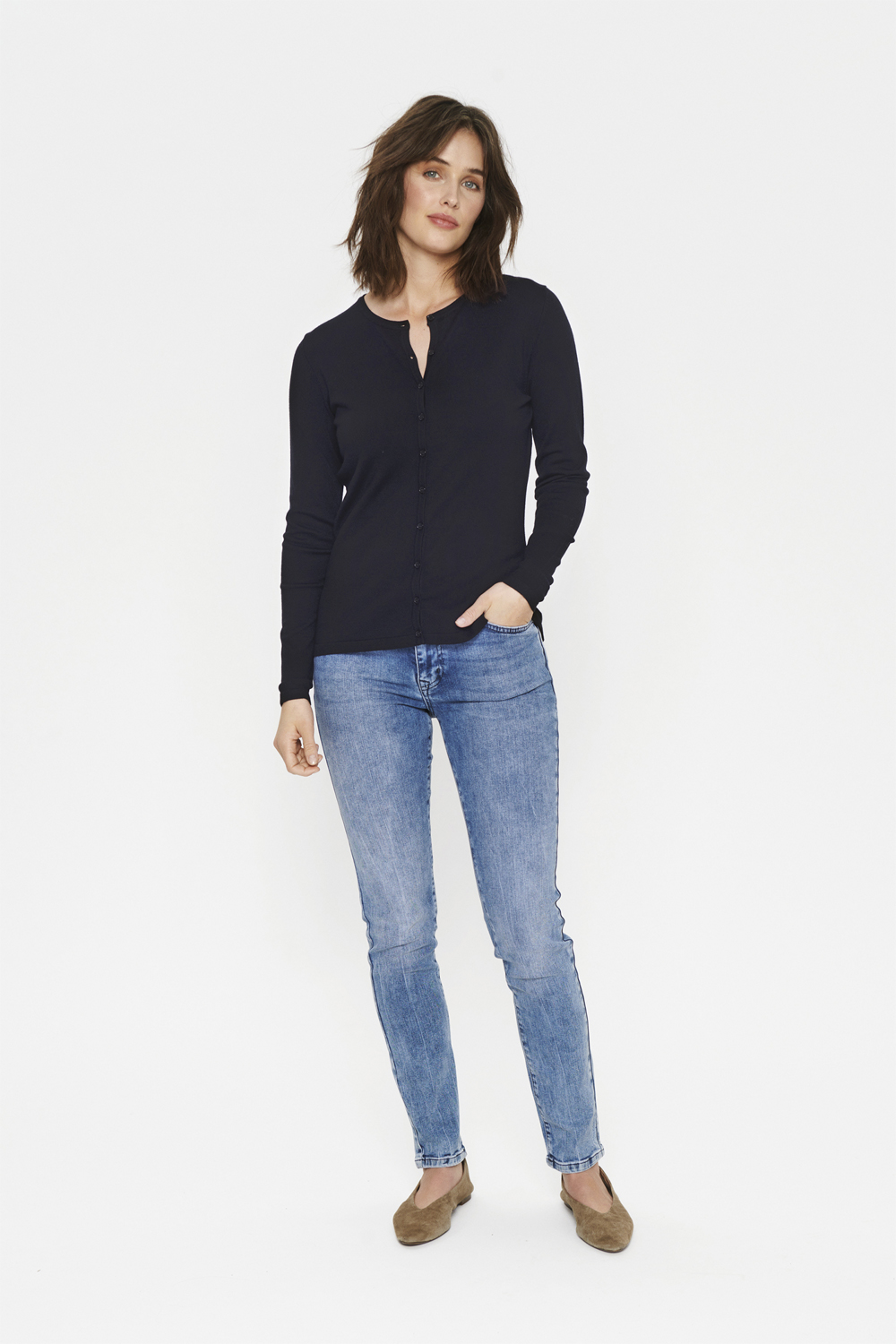 A8661, Milasz Rneck Cardigan