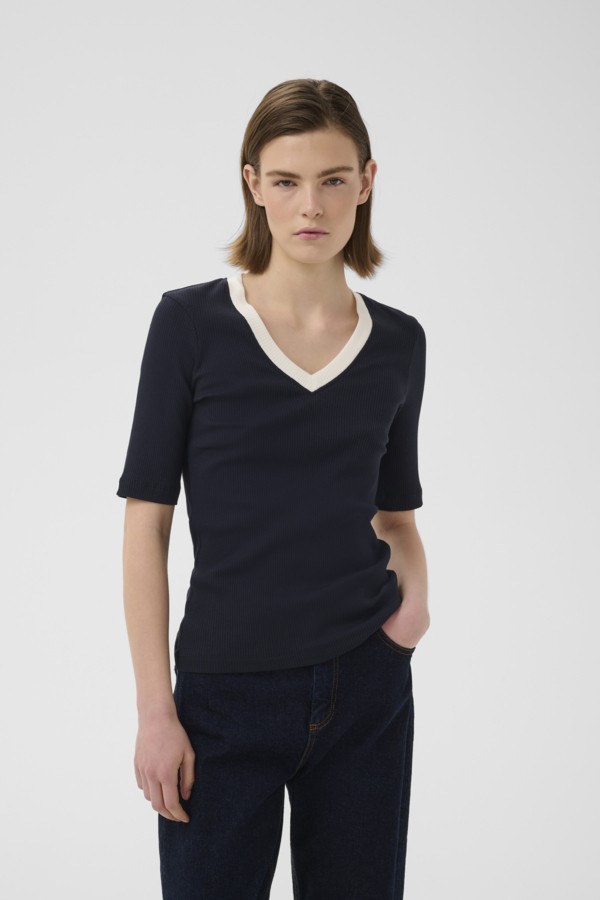 Dagnaiw V Tshirt