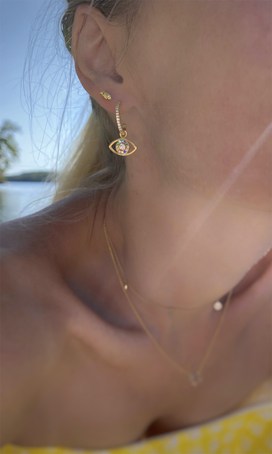 Multizircon Eye Hoops - Køb til DKK 288 - Spar 50%