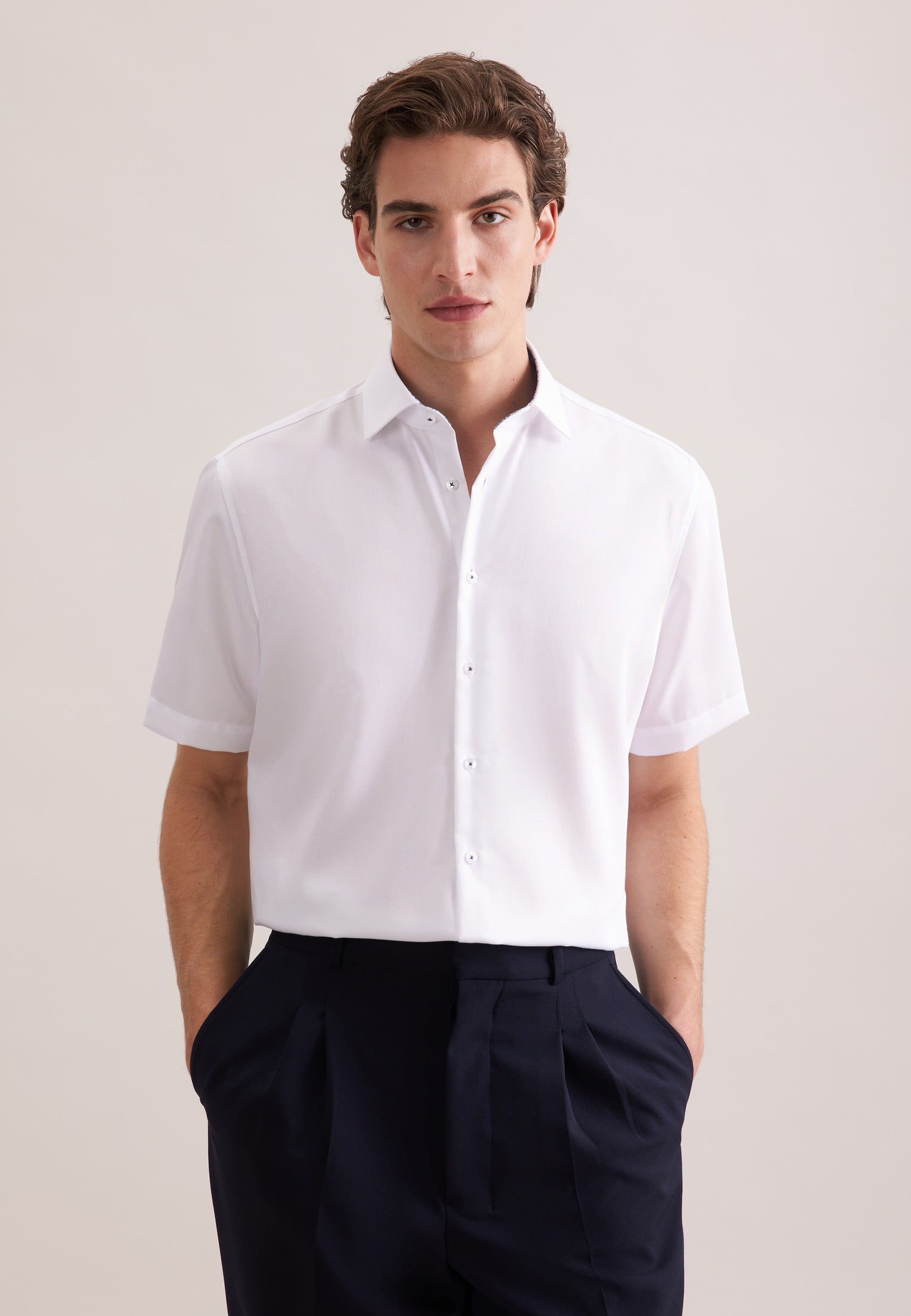 Business Shirt Regular 1/2 Kentcollar Uni - DKK 349 - Spar 30%