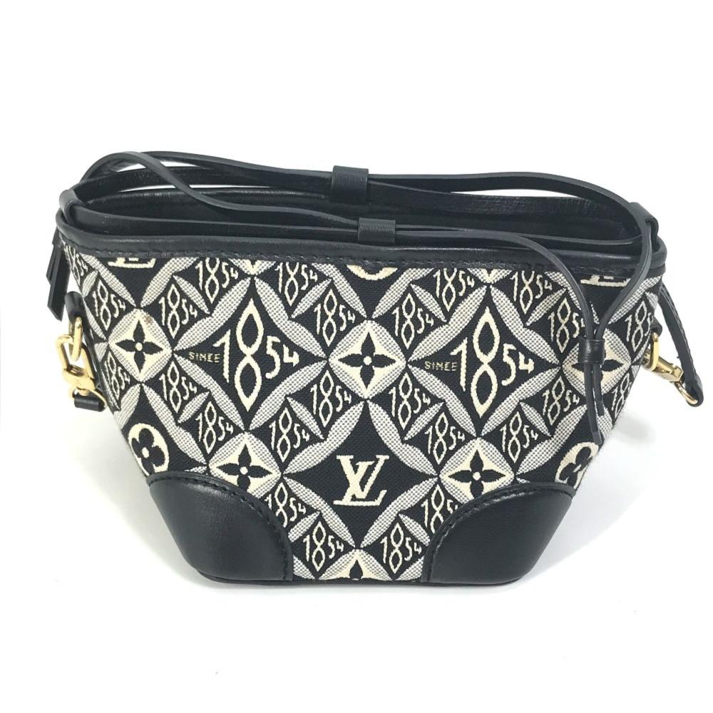 Louis Vuitton Bucket Bag