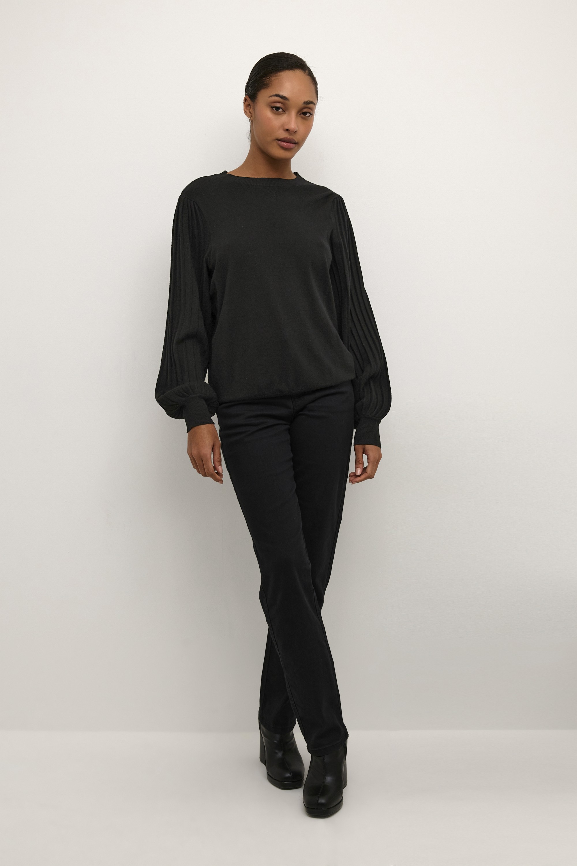 Kalone Knit Pullover