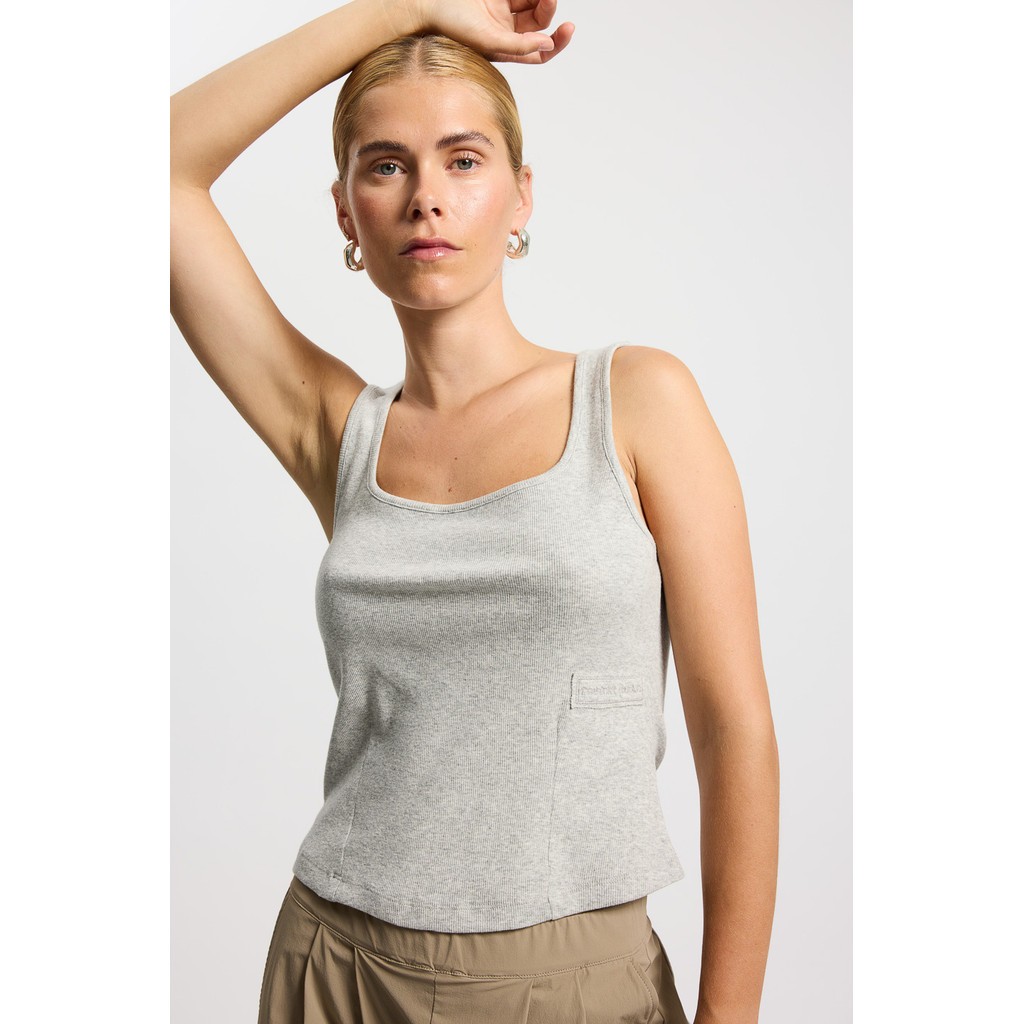 Elevate Short top