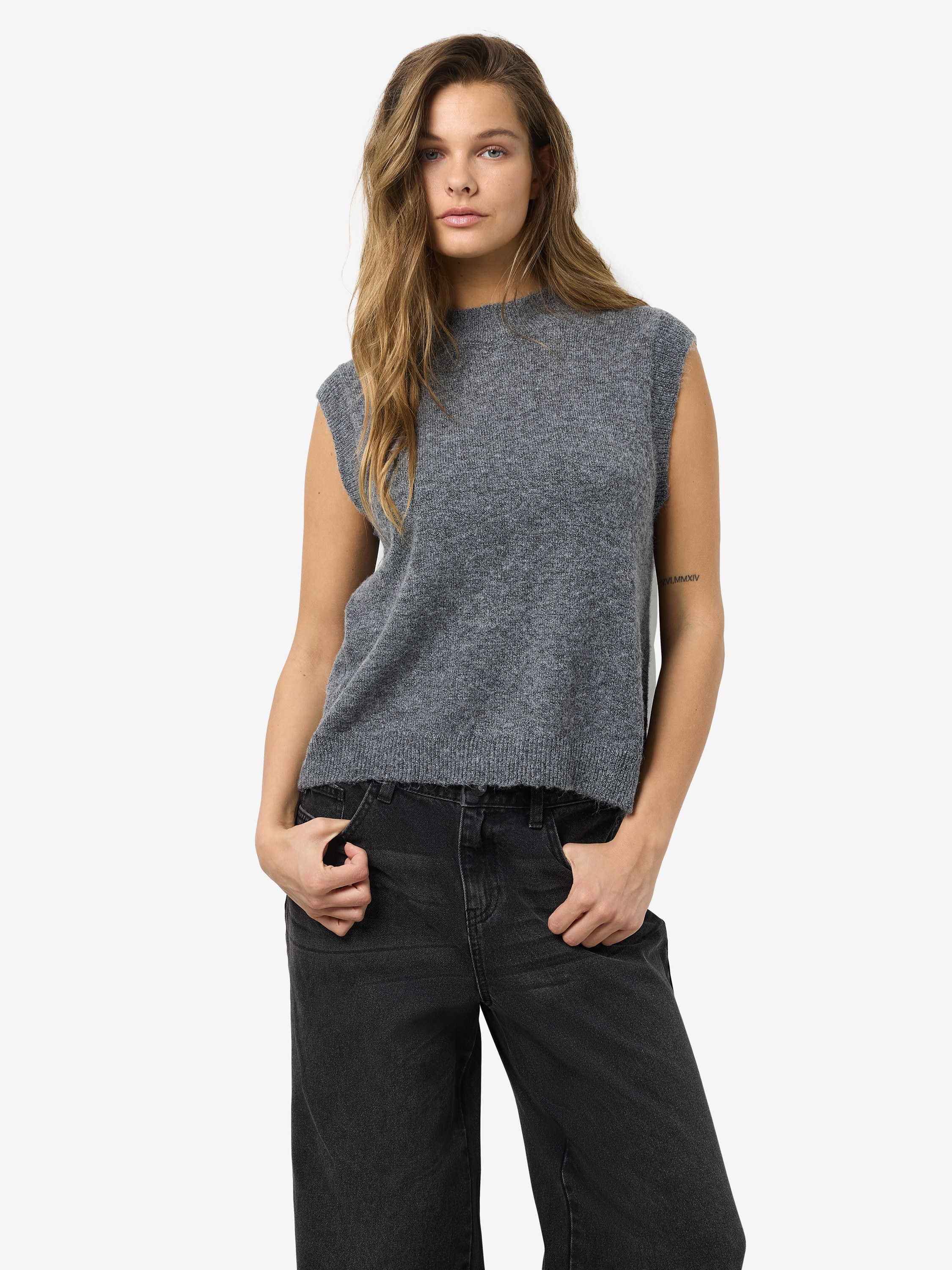 Nmnola S/L Oneck Knit Vest FWD