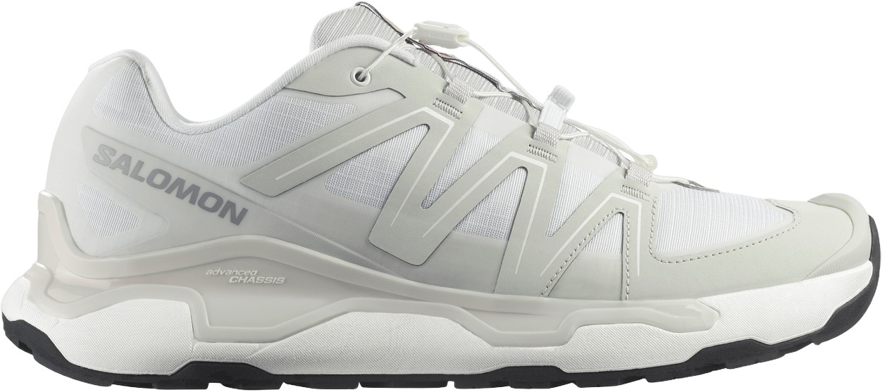XC Roam Sneakers