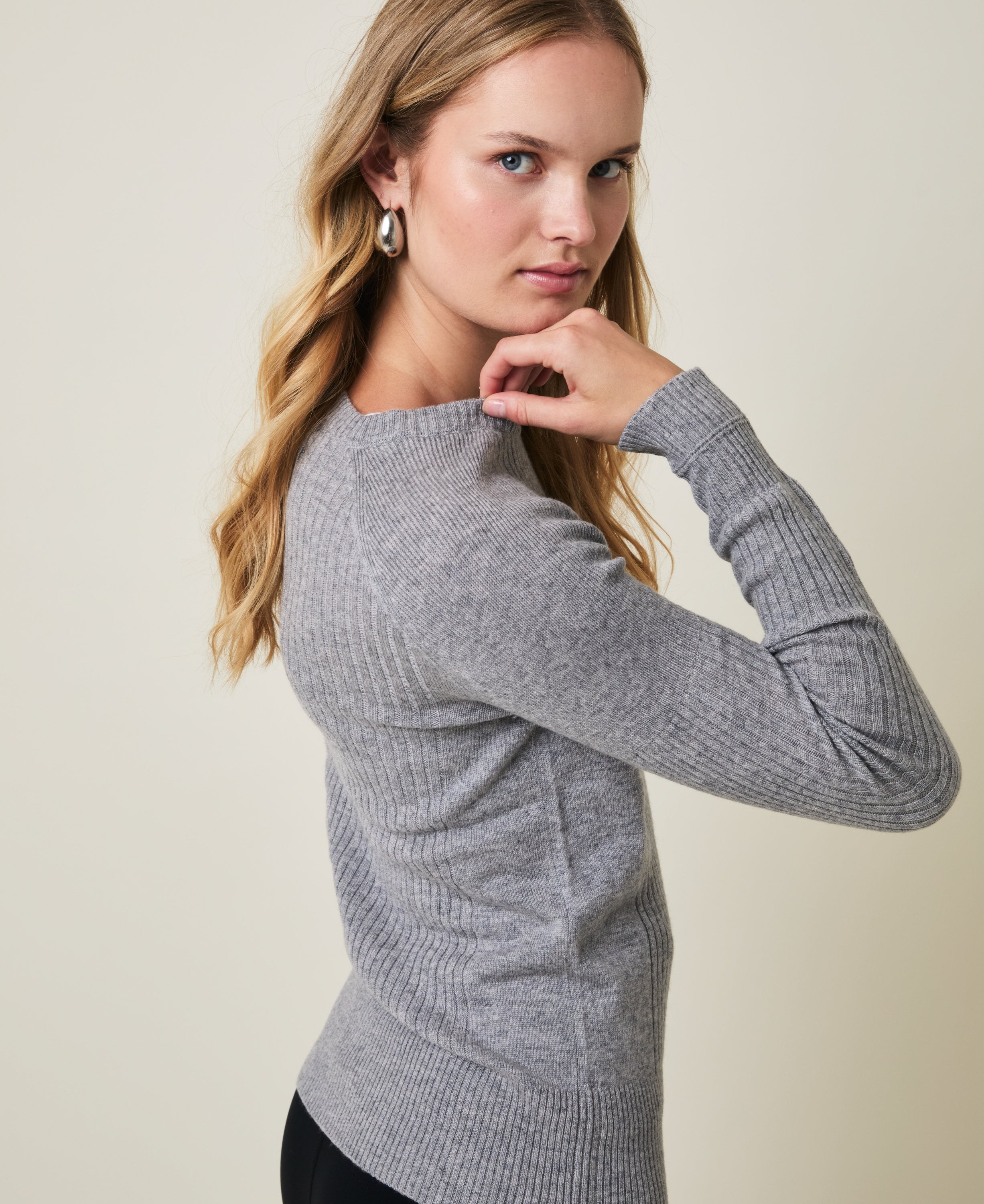 Aveline Strik med Rund Hals Grey Melange
