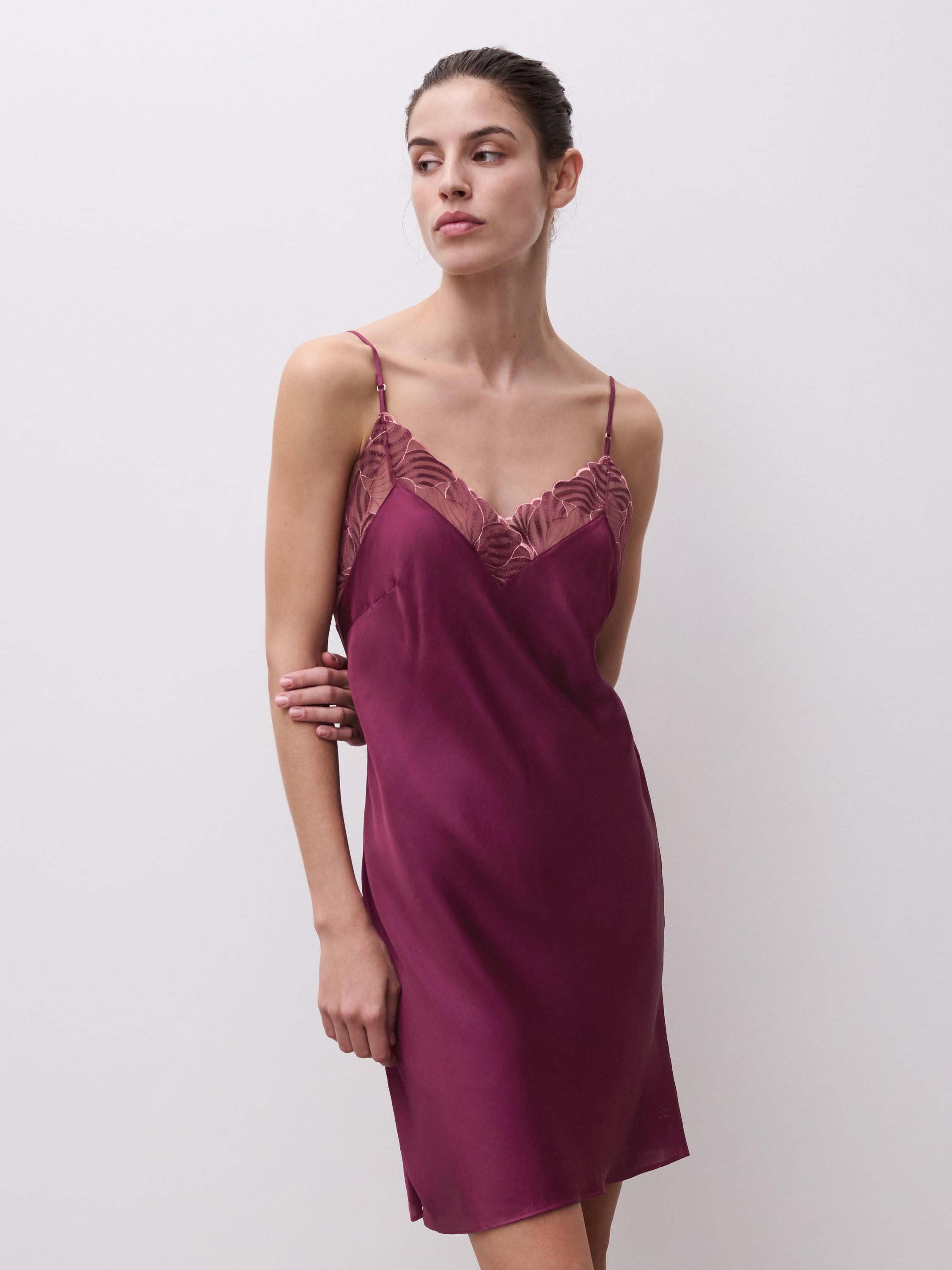 Legend Nightdress