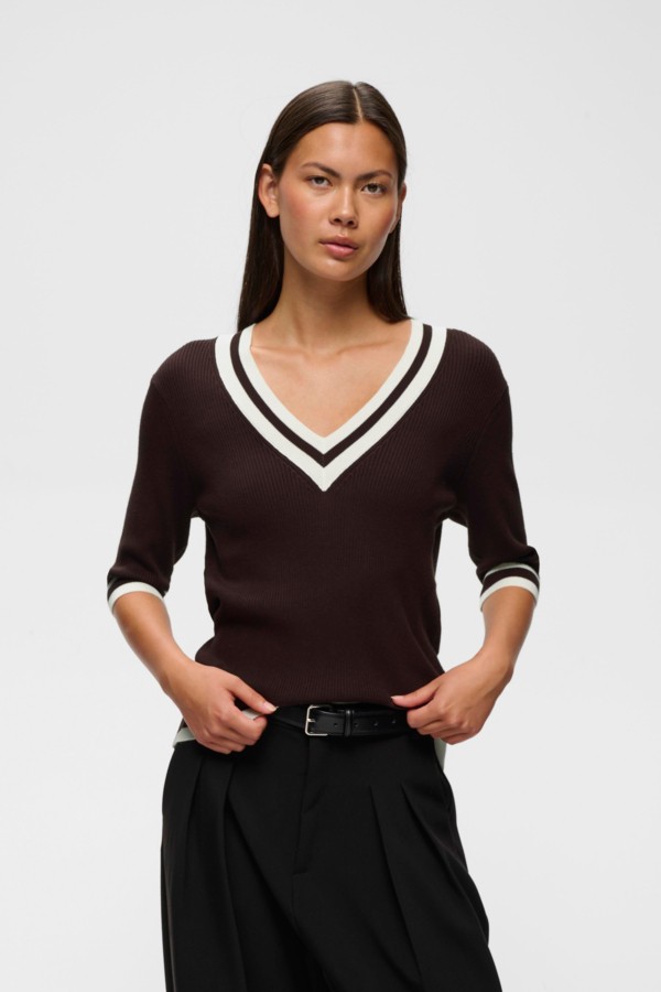 Leenahiw Vneck Blouse