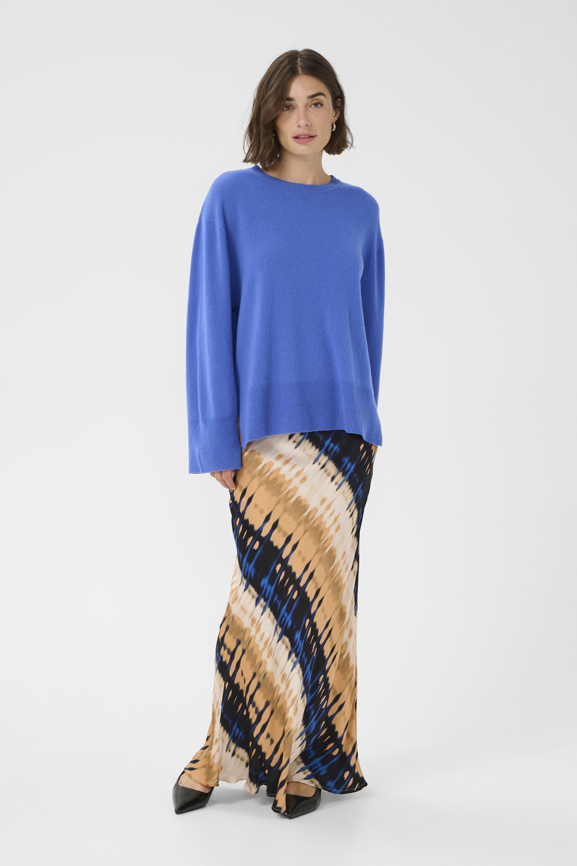 Cucallie Arrow Oversized Pullover