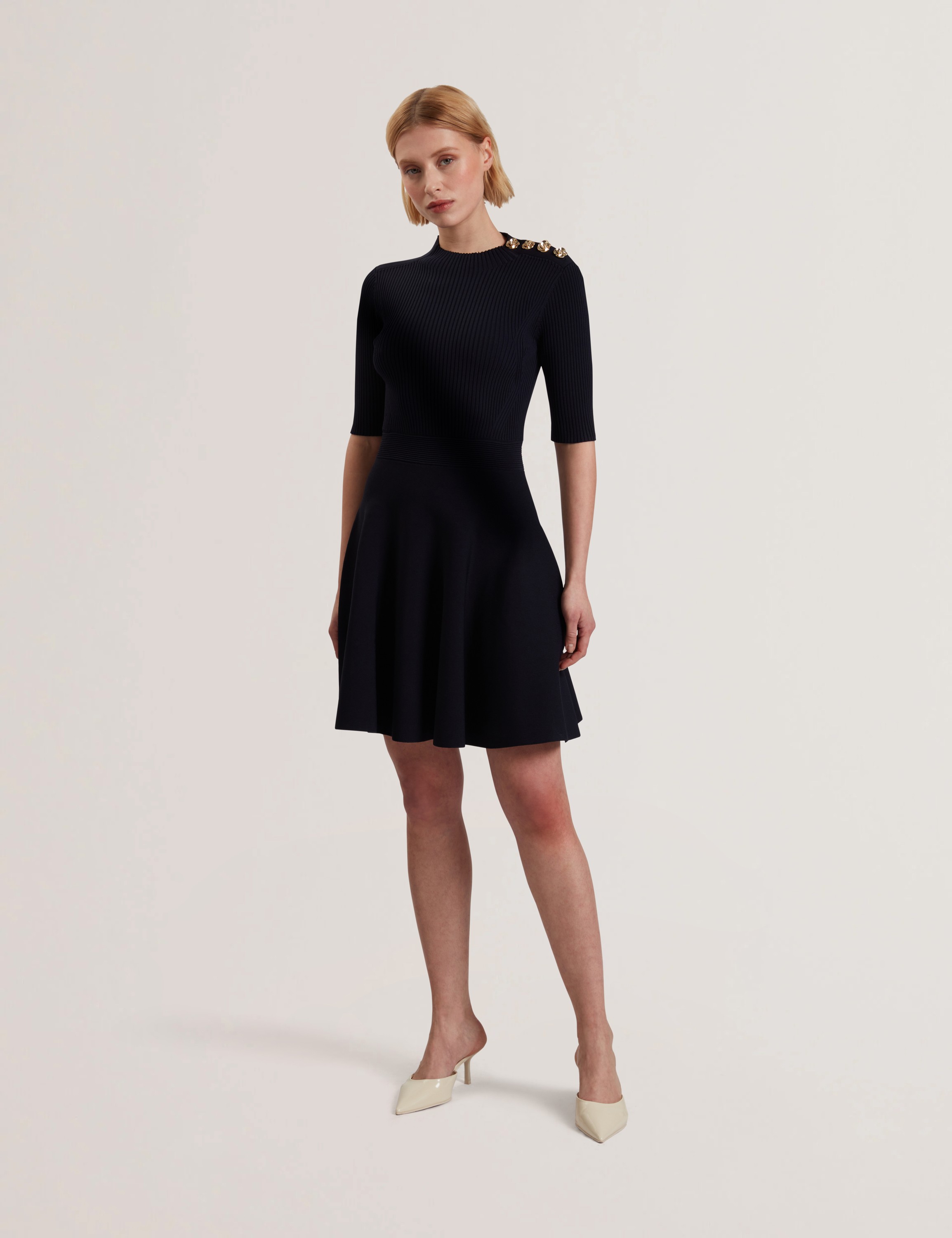 Lilano Ribbed Knit Button Detail Sk