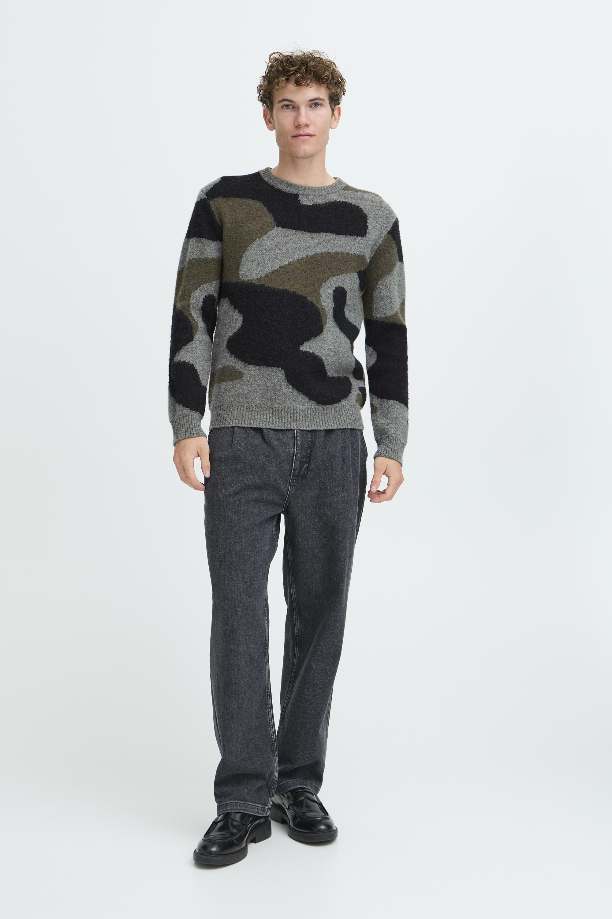 Cfesko Crew Neck Knit