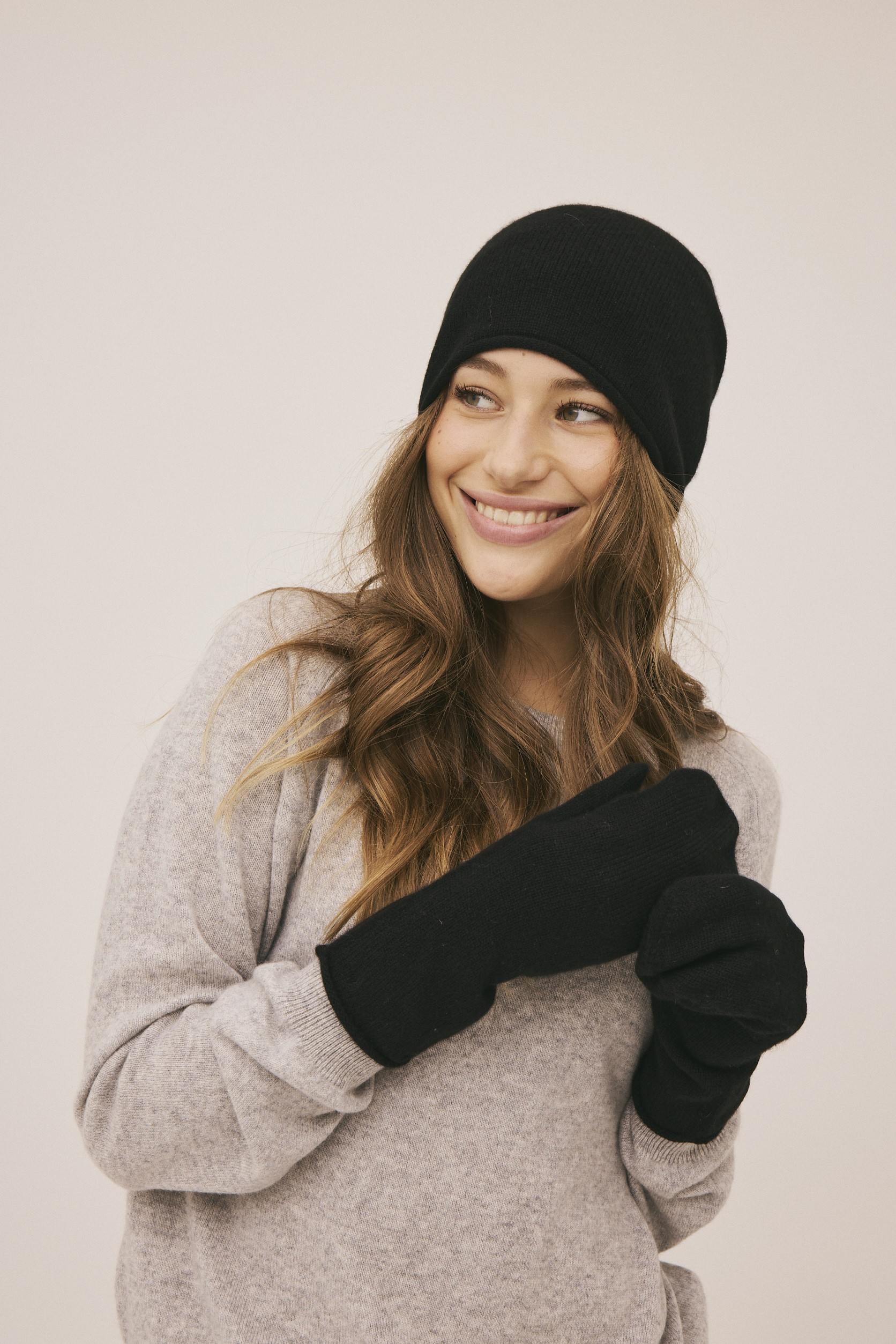 Karrie 4 100% Cashmere
