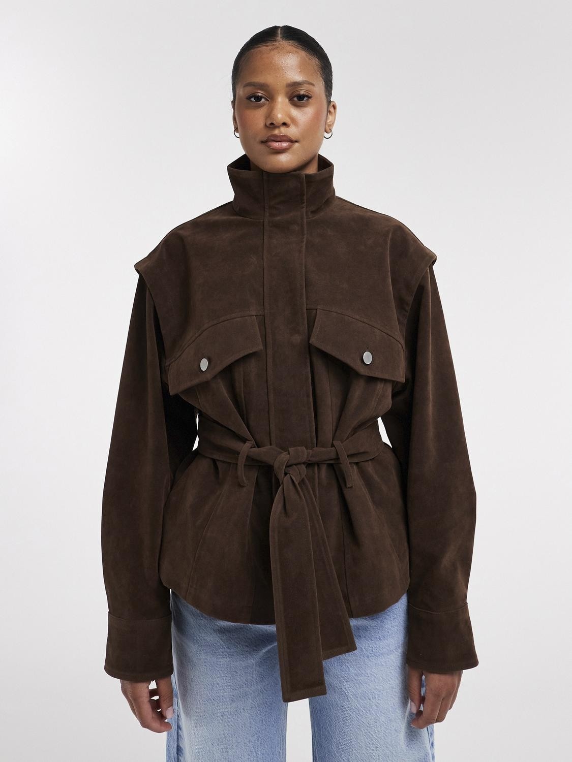 Tsharper Jacket W. Belt