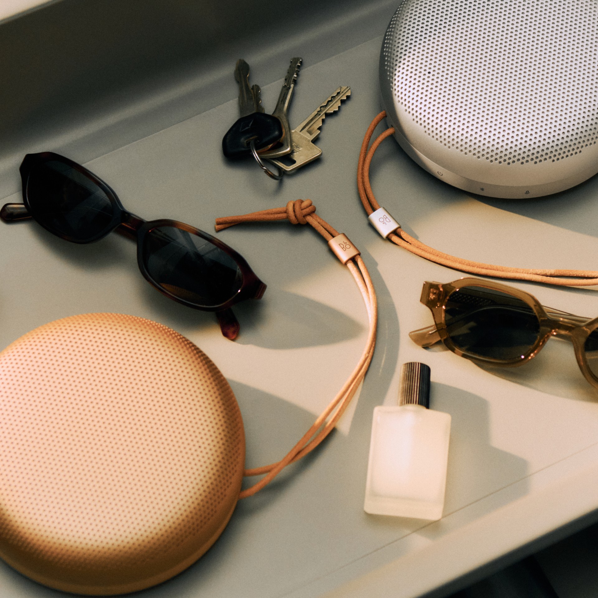 Beosound A1 3rd Gen Honey Tone