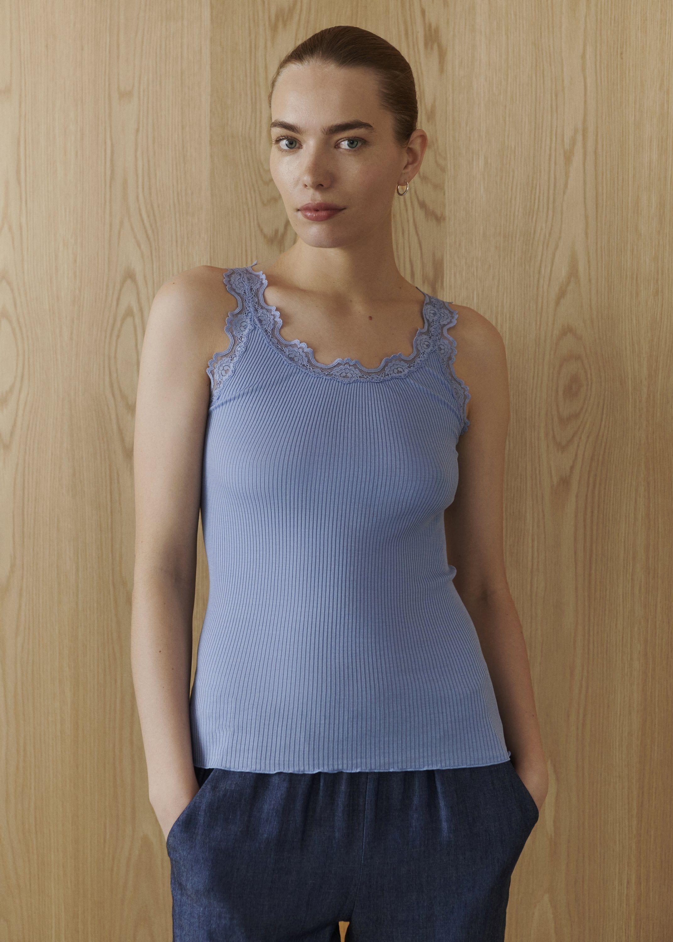 Rwbabette Silk SL Uneck Lace Top