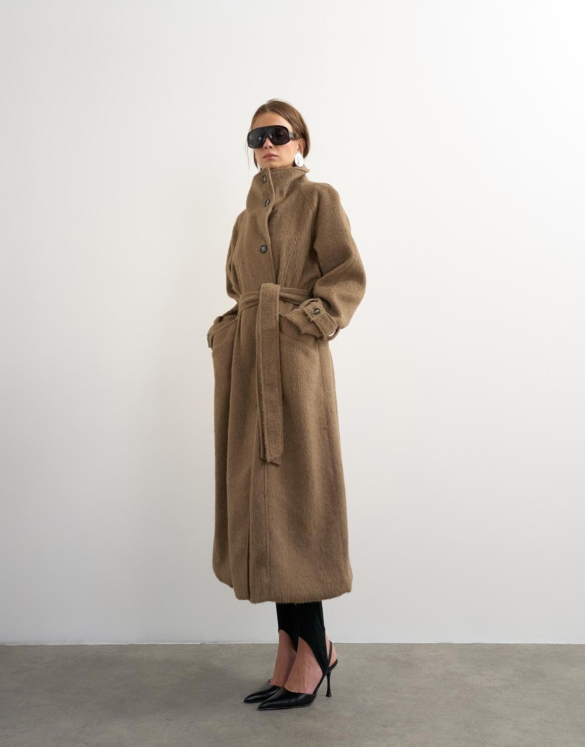 Tstalila Formal Trenchcoat OTW