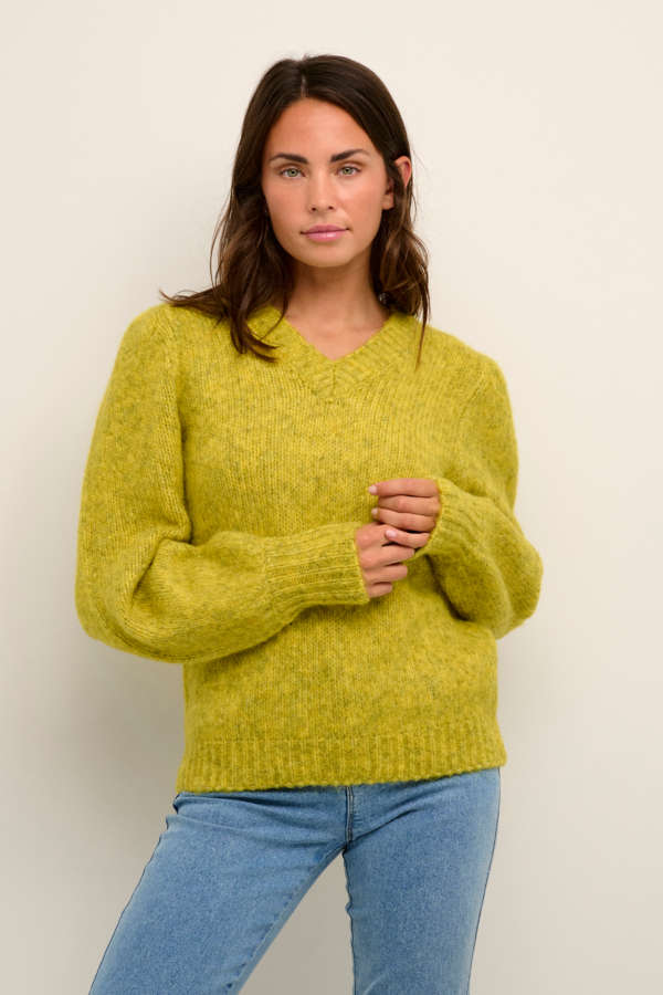 Kazaroline Pullover