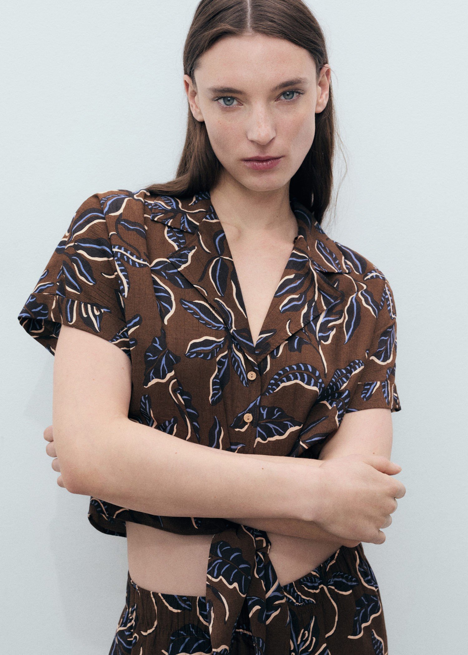 Printed Crop Shirt With Knot Detail