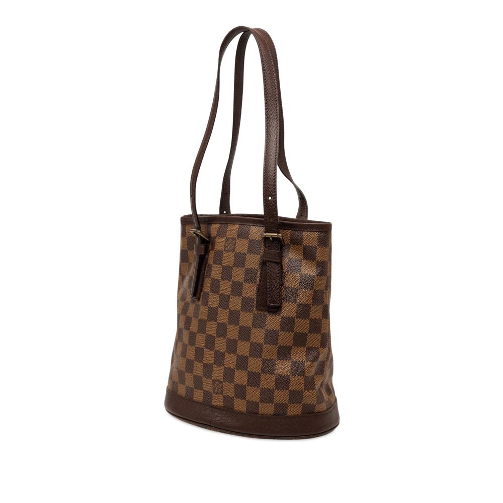 Louis Vuitton Marais