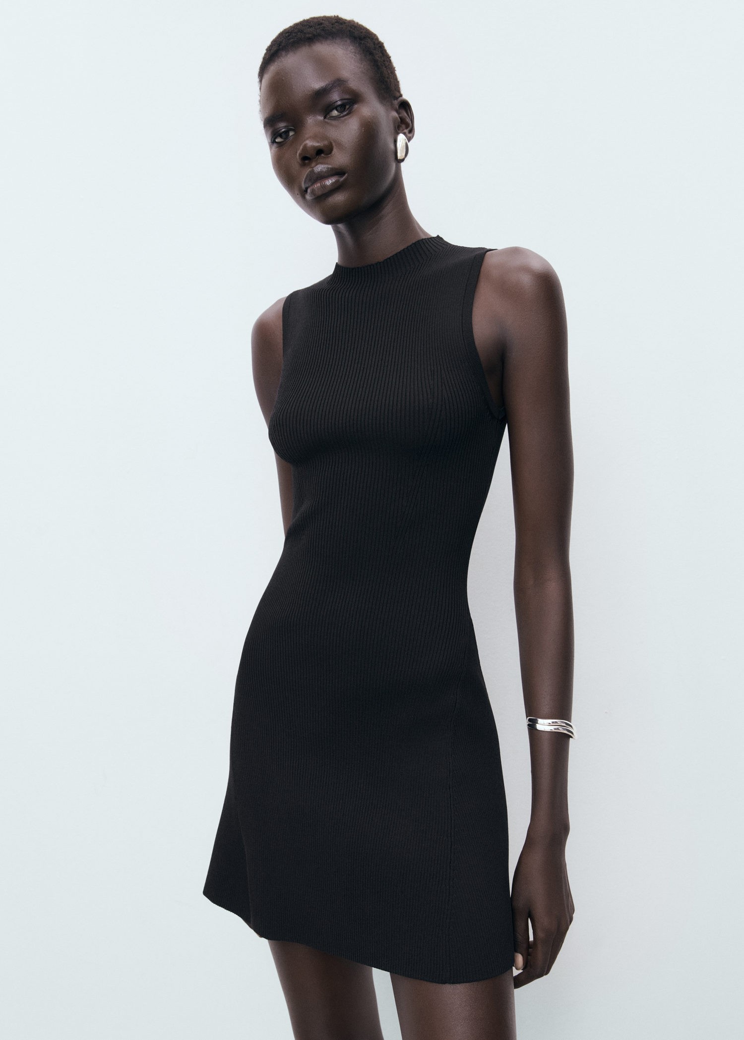 Dress .- Albert