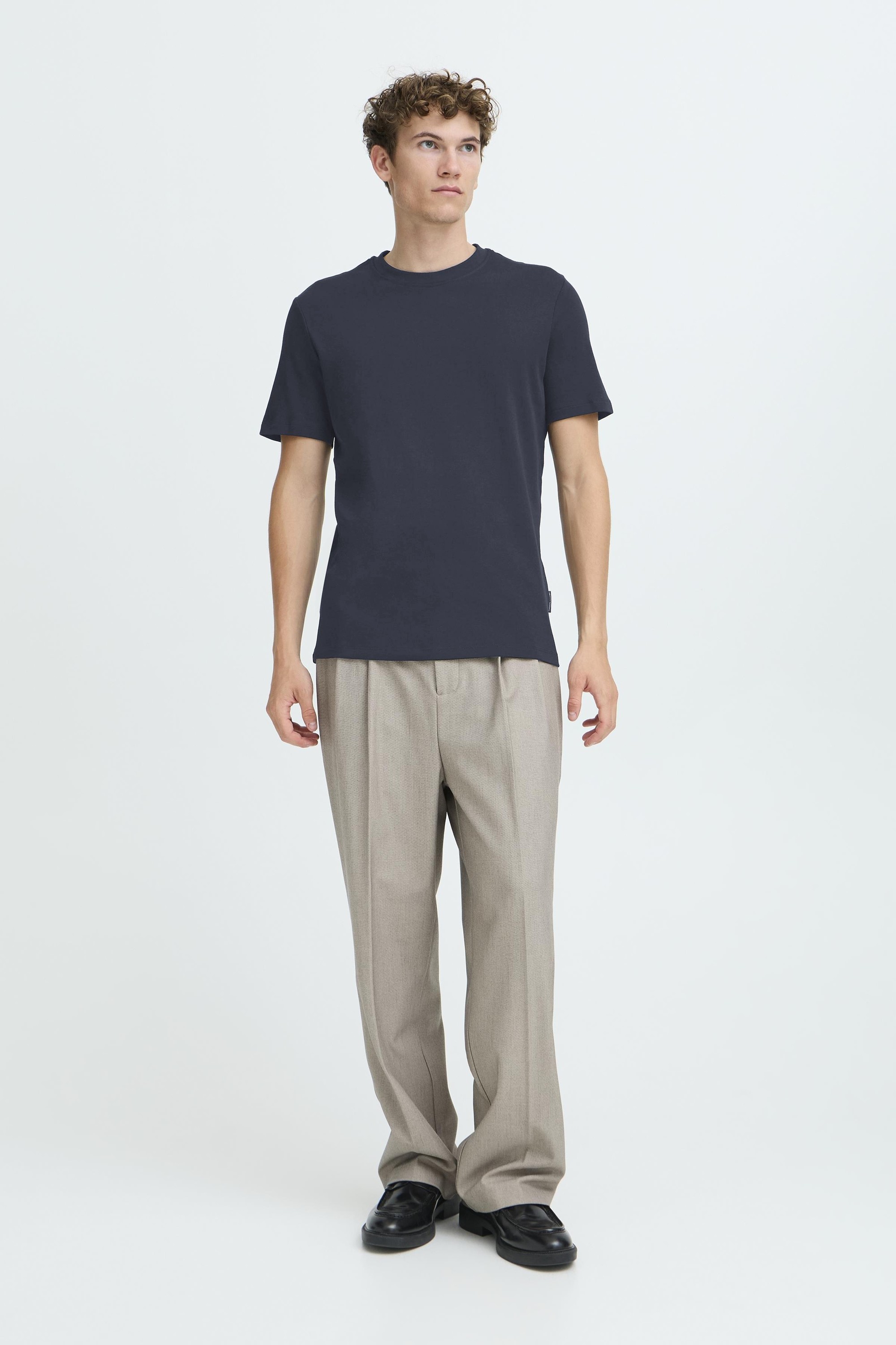 Cfnilo MID Weight TEE