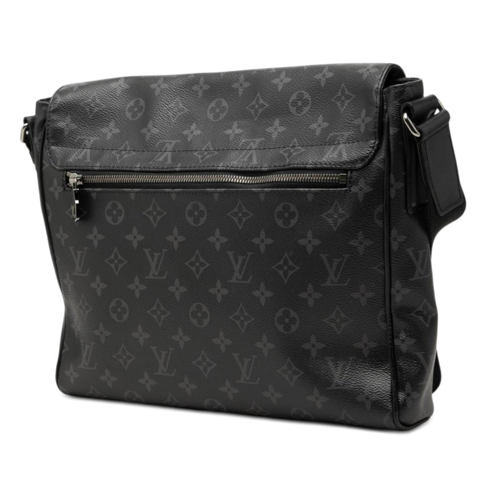 Louis Vuitton District
