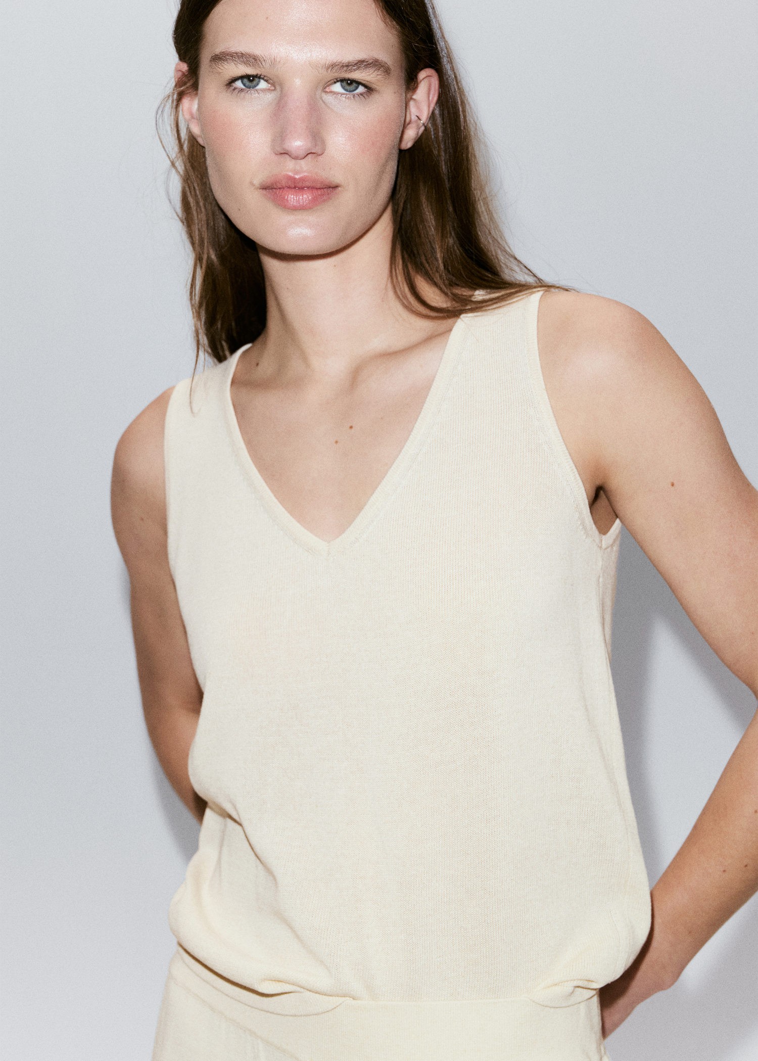 Vneck Knit top