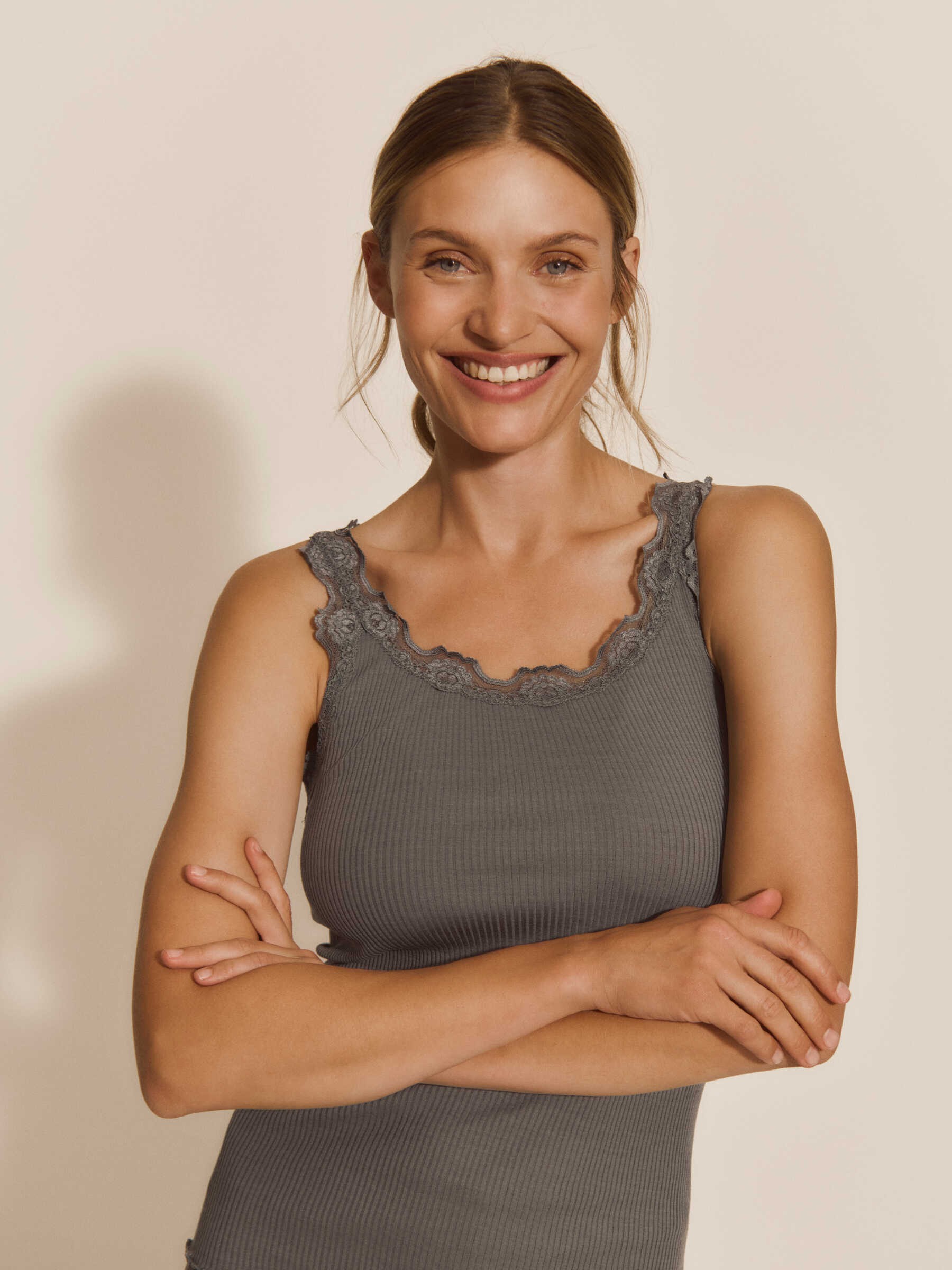 Rwbabette Silk SL Uneck Lace Top - Køb til DKK 209 - Spar 30%